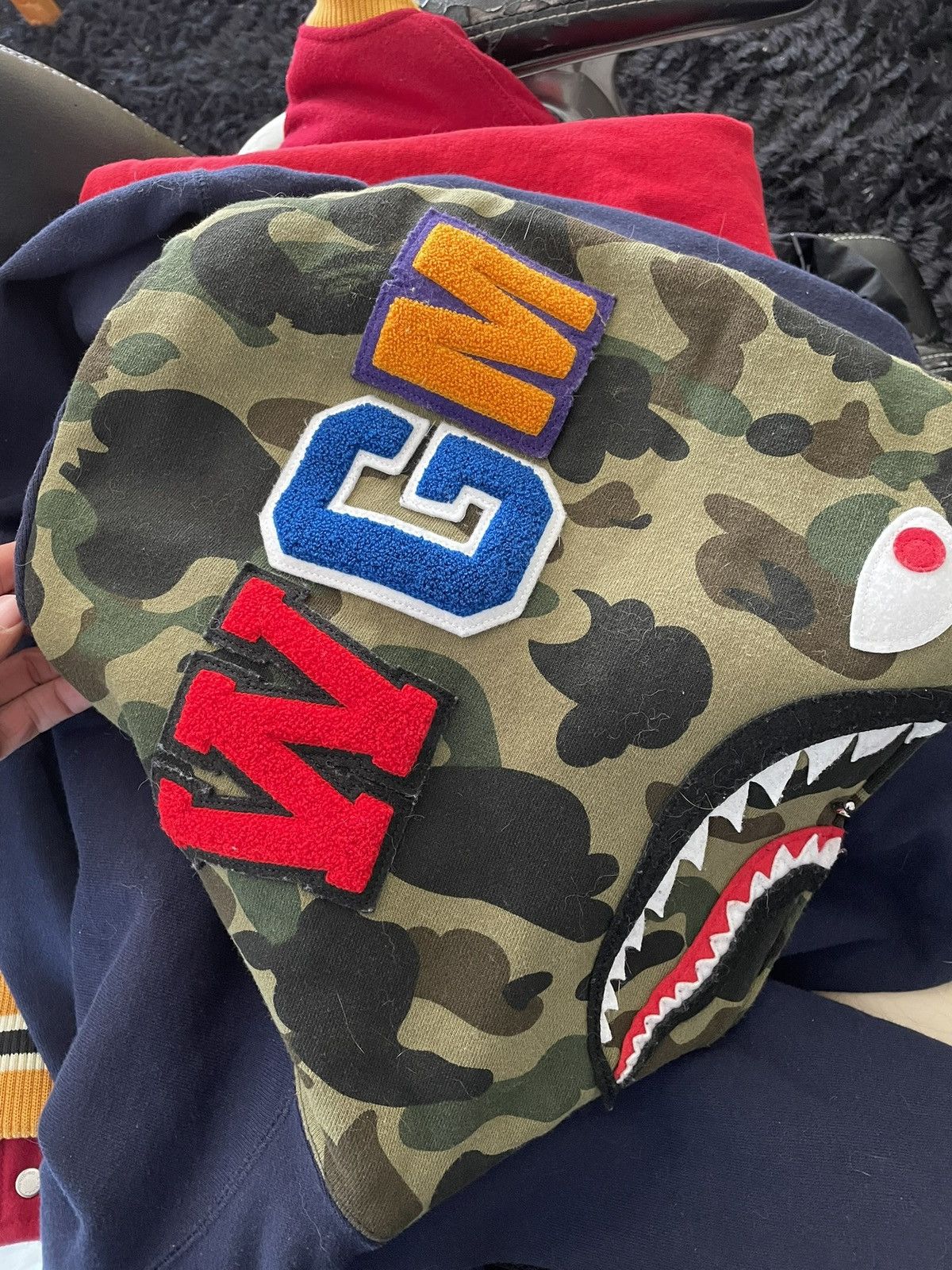 Bape Bape Navy Shark Hoodie Size US XXL / EU 58 / 5 - 3 Thumbnail