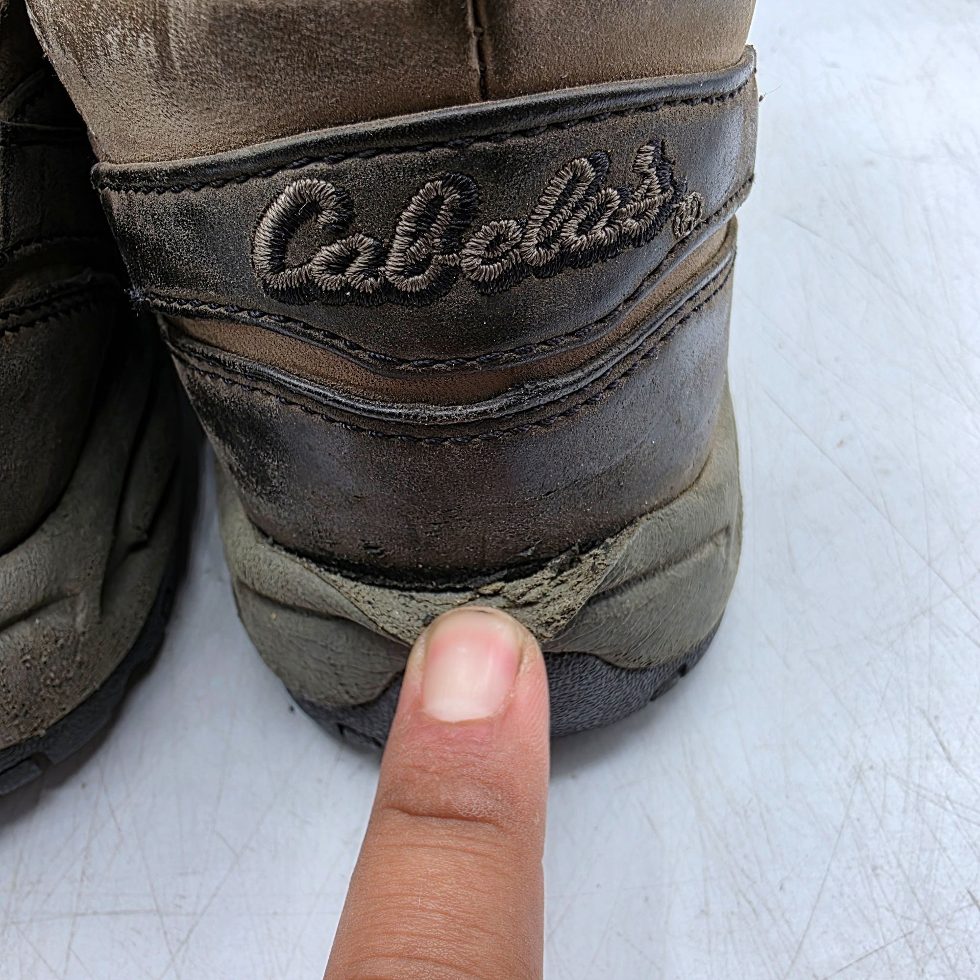 Cabelas Cabelas Mens Size 10 B Brown Waterproof Leather Hiking Boots Size US 10 / EU 43 - 8 Thumbnail