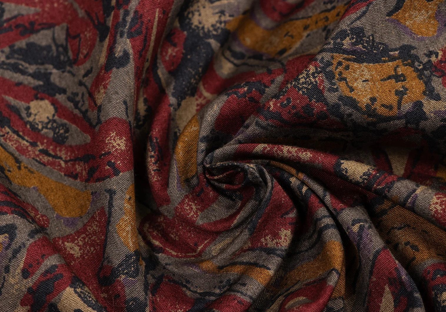 Dries Van Noten Cotton Graphic Print Shirt in Red, Gray, and Brown Size US M / EU 48-50 / 2 - 12 Thumbnail