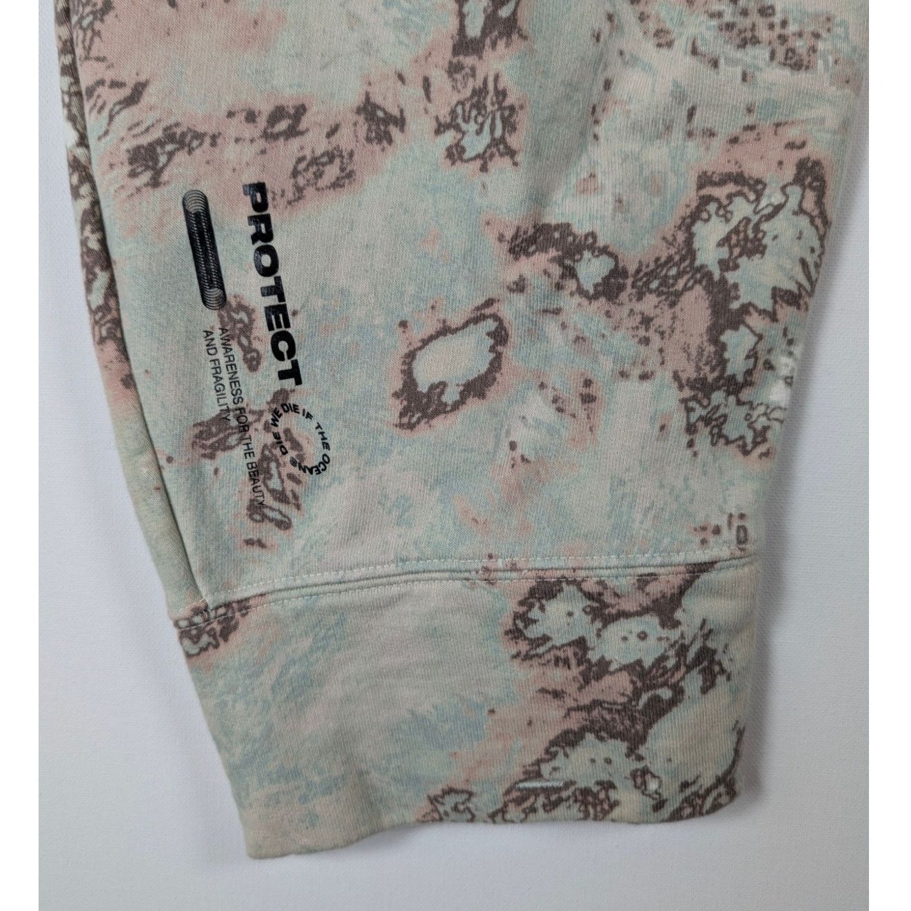 Unknown London Adidas x Parley 7/8 Length Jogger Pants Men’s Size L USED Size US 36 / EU 52 - 3 Thumbnail