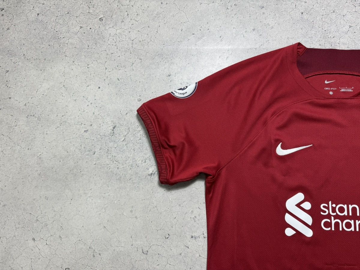 Nike Nike FC Liverpool Mohamed Salah #11 2022/2023 Soccer Jersey Size US L / EU 52-54 / 3 - 6 Thumbnail