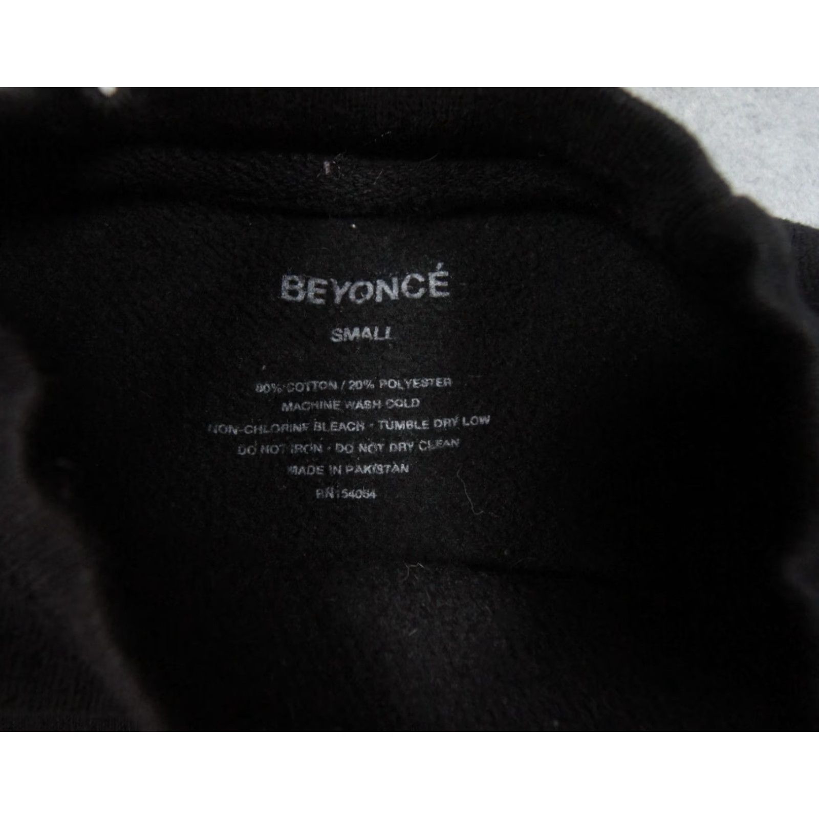 Vintage Beyonce Sweatshirt Mens Small Black Cotton Fleece Logo Lemonade Hip Hop Music Mens Size US S / EU 44-46 / 1 - 7 Thumbnail