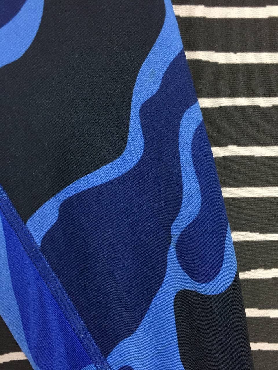 Under Armour Under Armour Camo HeatGear Long Sleeve Compression Top Size US L / EU 52-54 / 3 - 7 Thumbnail