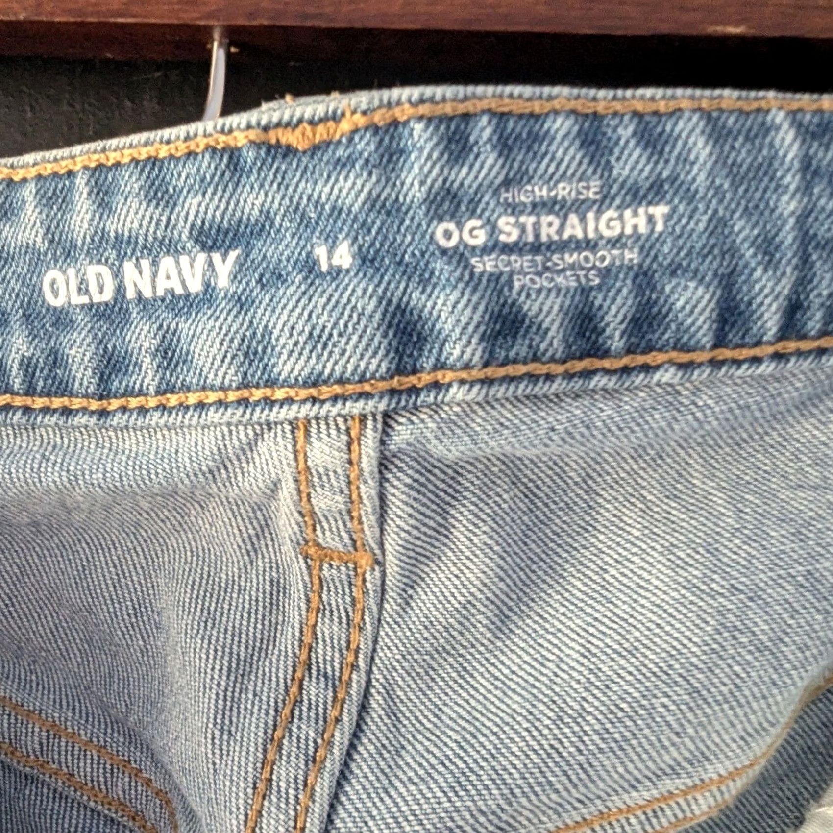 Old Navy Old Navy Jeans Light Wash OG Straight High Rise 14 Women Denim 5-Pocket Classic 90s Mom Jeans Womens Size 36" / US 14 / IT 50 - 4 Thumbnail