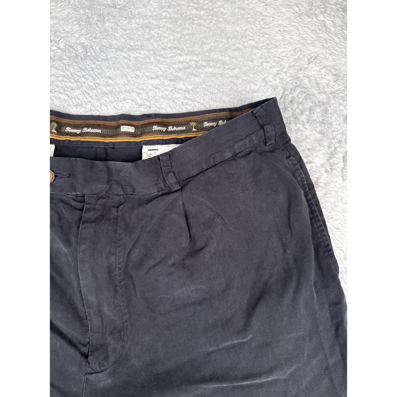Tommy Bahama VINTAGE Tommy Bahama Shorts Mens 38 Chino Pleated Zip Fly Twill Pockets Casual Navy/Gray 90s Mens Size US 38 / EU 54 - 5 Thumbnail