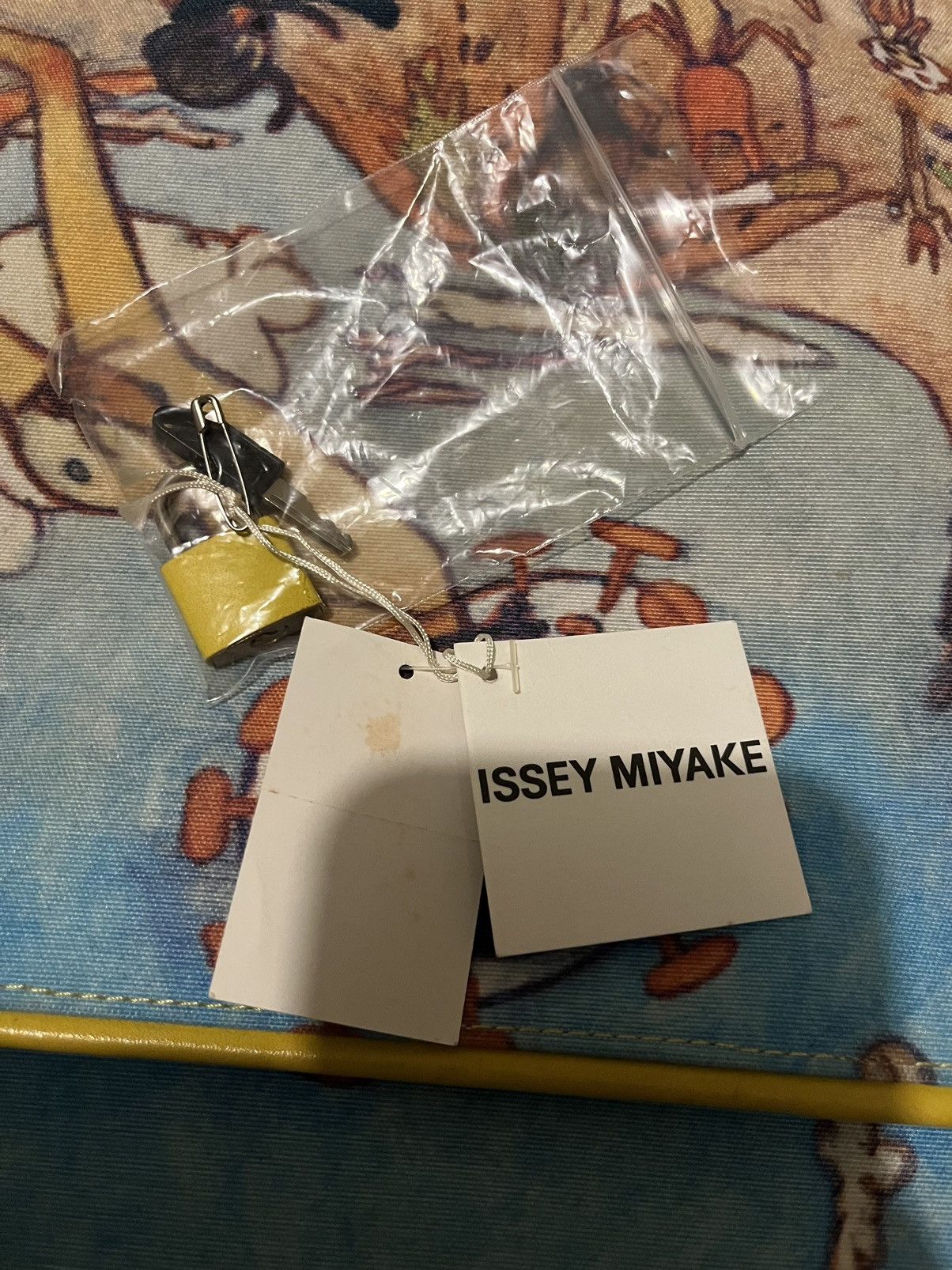 Issey Miyake ISSEY MIYAKE AYA TAKANO TRAVEL SUITCASE Size ONE SIZE - 11 Thumbnail