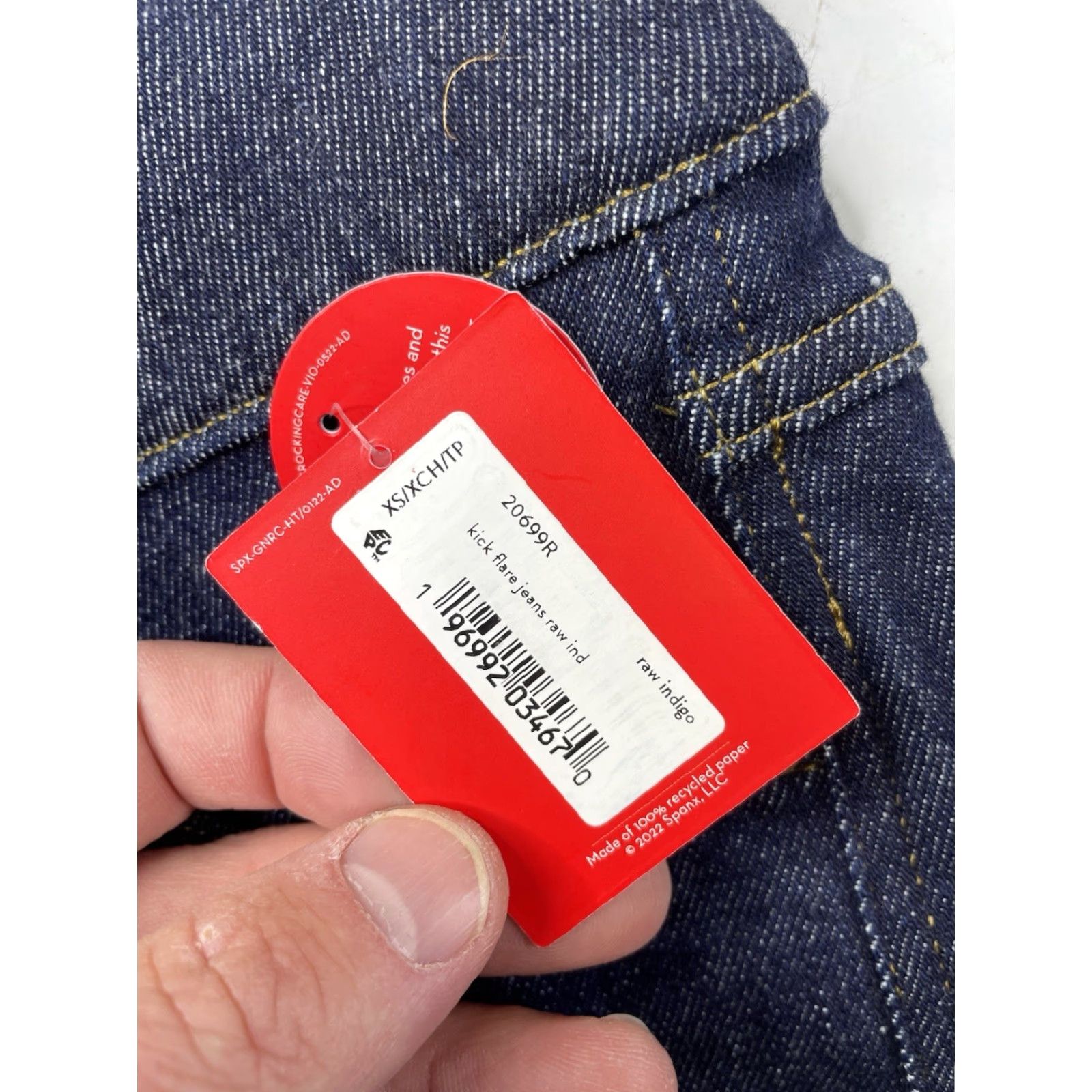 Spanx NWT Spanx Jeans Flared EveryWear Kick High Rise Raw Indigo Womens XS Blue Style 20699R Size 26" / US 2 / IT 38 - 7 Thumbnail