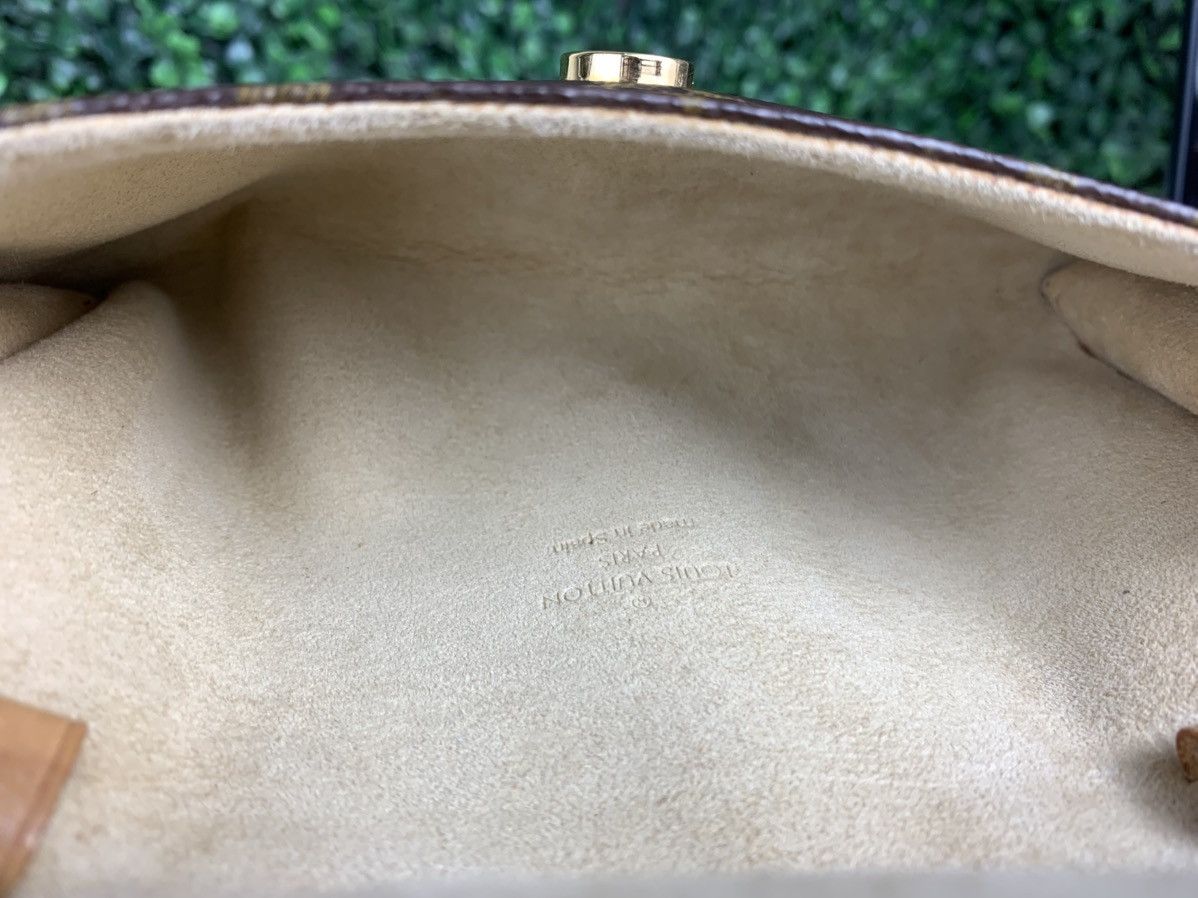 Louis Vuitton Louis Vuitton Pochette Twin PM Monogram Shoulder Bag. Size ONE SIZE - 13 Thumbnail