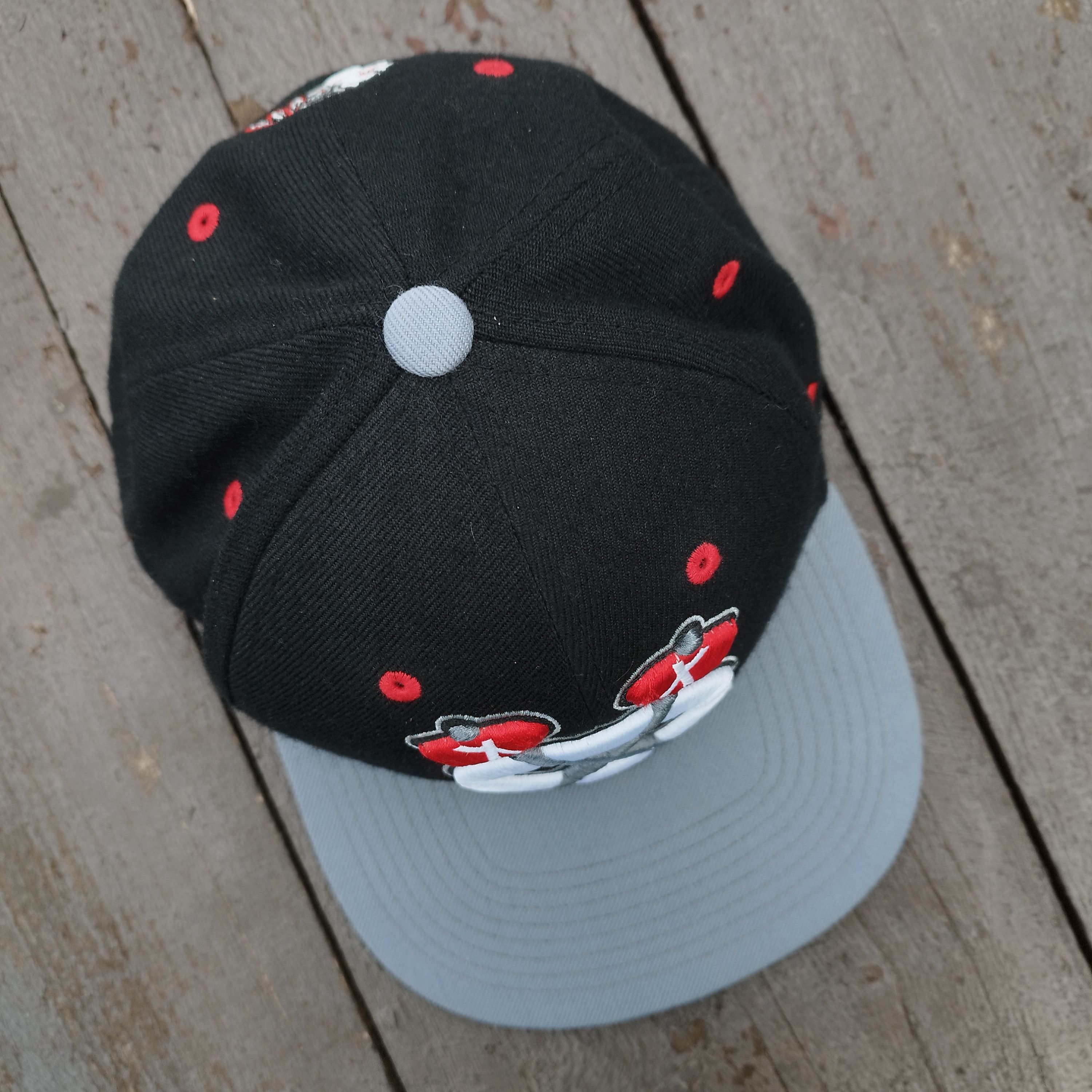 Zephyr Chicago Blackhawks Zephyr Snapback Hat NHL Axes Logo Wool Size ONE SIZE - 4 Thumbnail