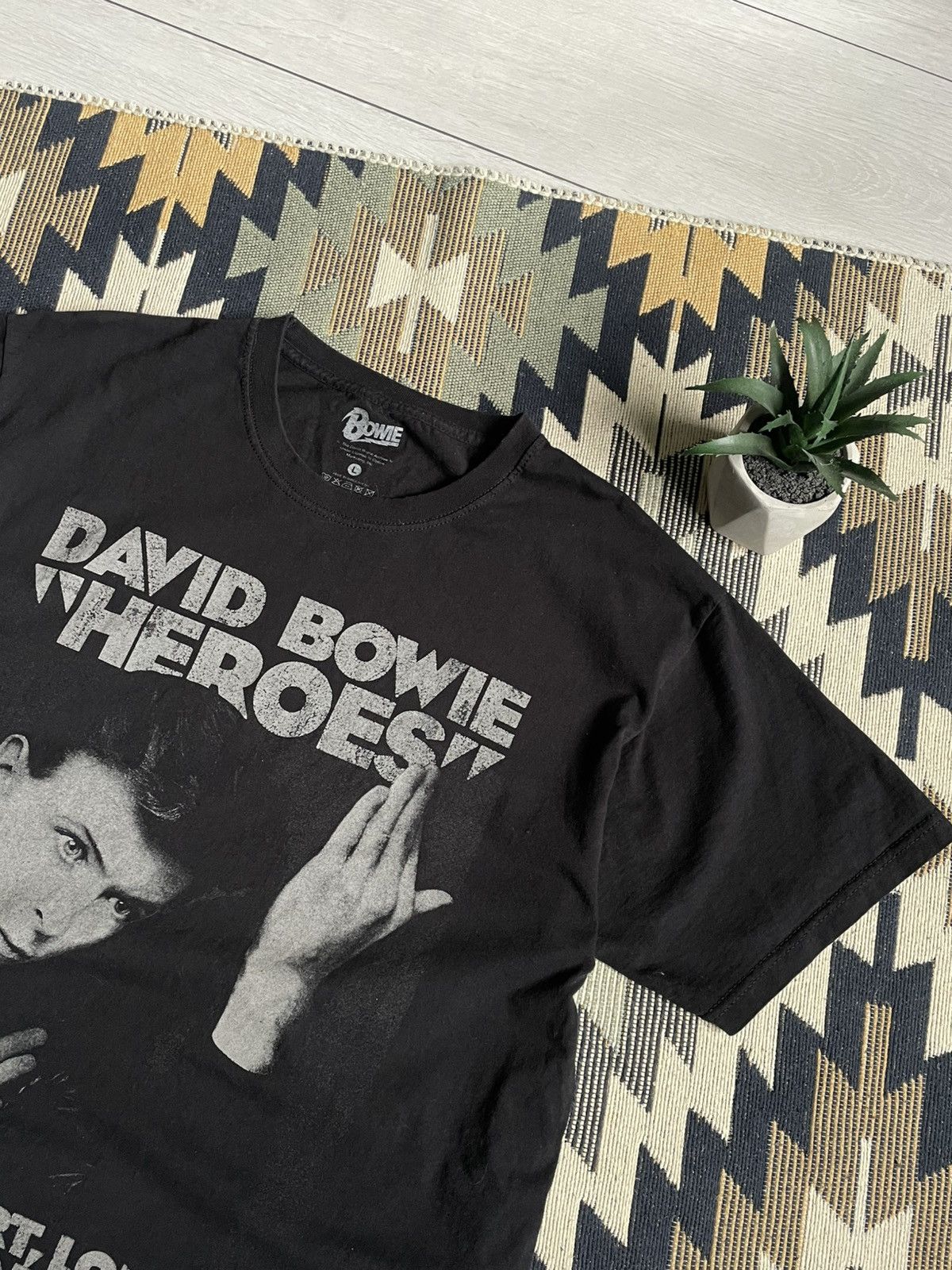 Band Tees × Vintage Vintage David Bowie Official Merch Rock Band T-shirt Size US L / EU 52-54 / 3 - 5 Thumbnail