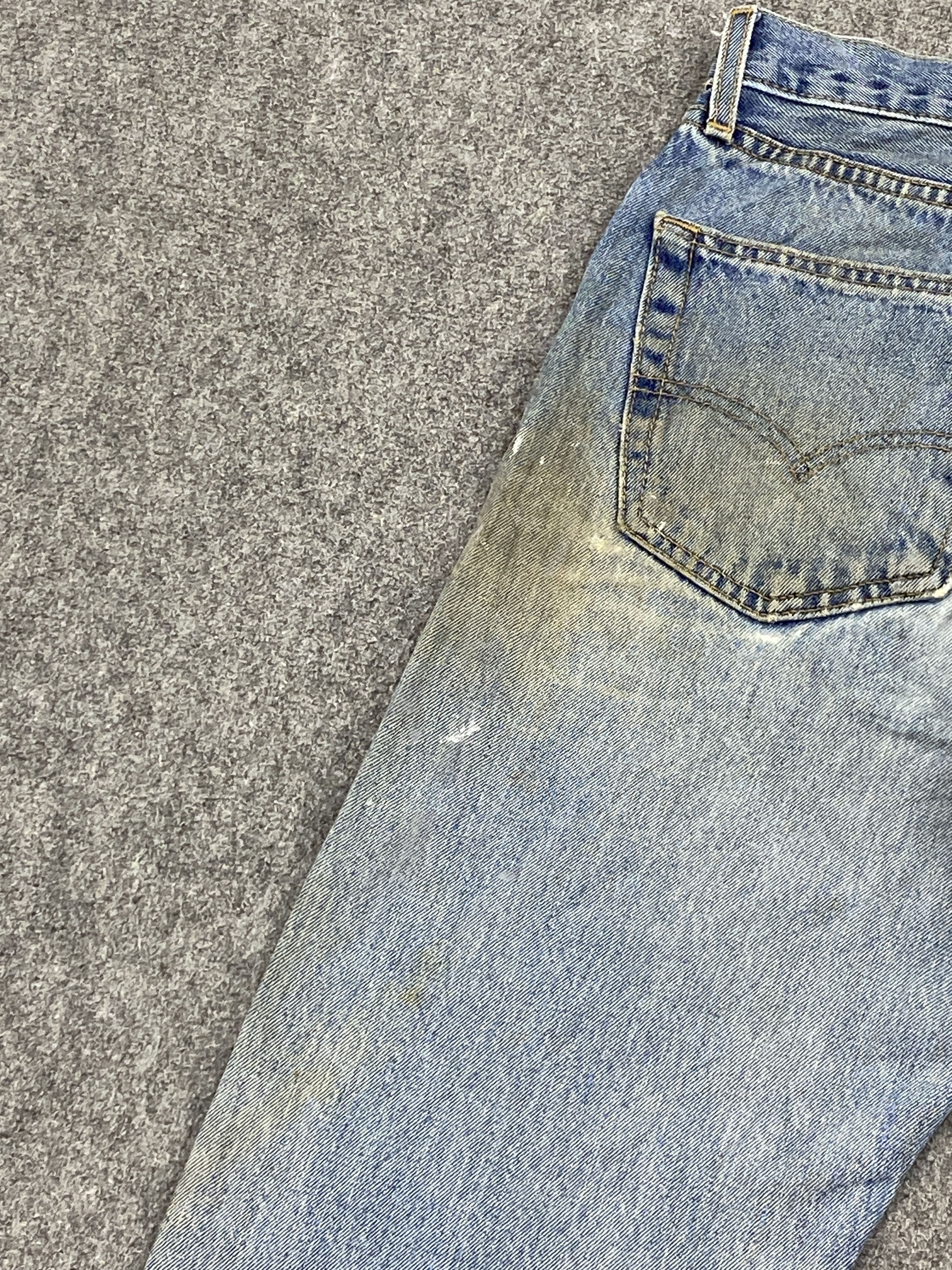Levi's Vintage Levis 505 Dirty Jeans DP2692 Size US 32 / EU 48 - 13 Thumbnail