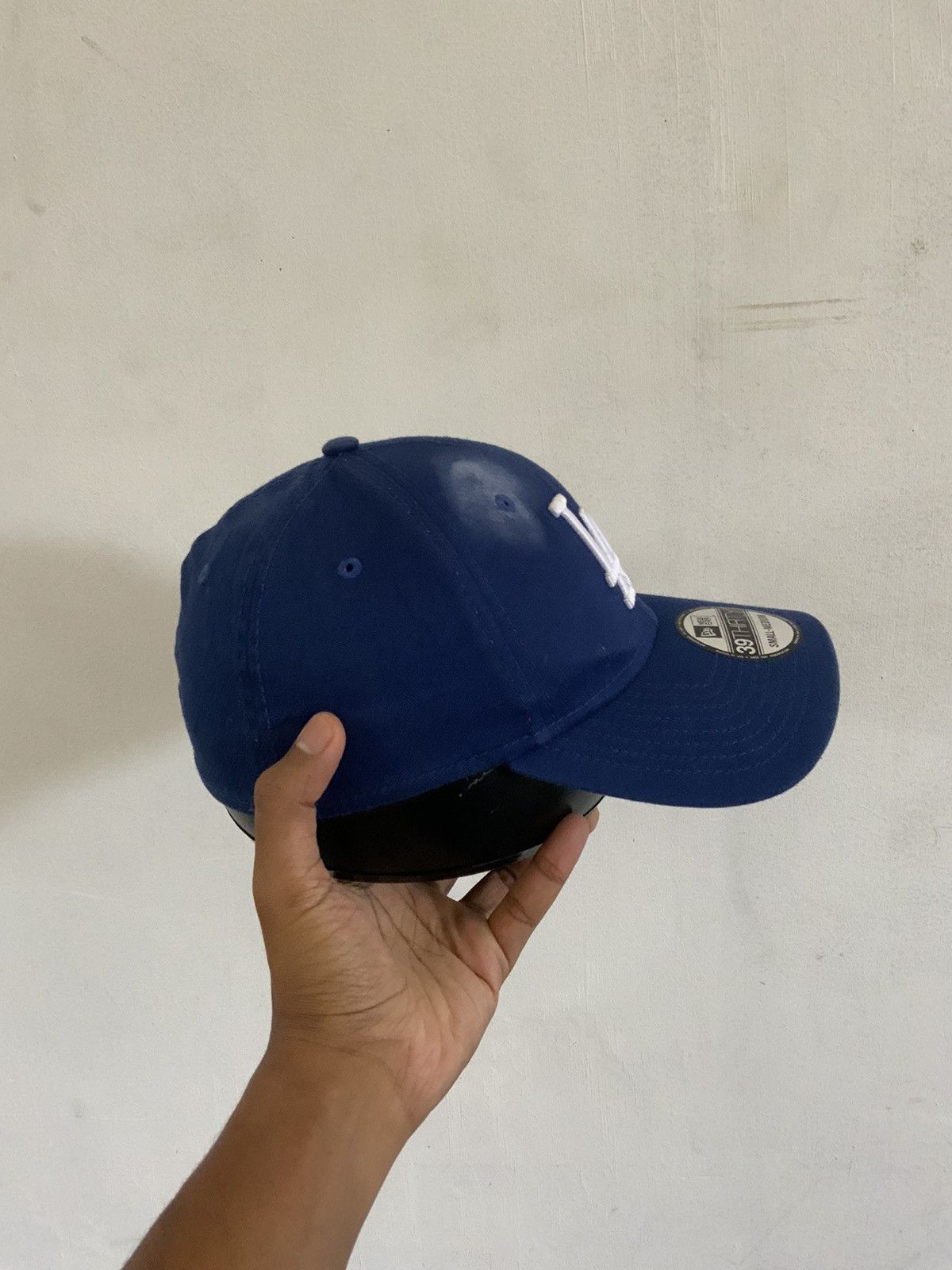 Japanese Brand New Era 39 Thirty Small-Medium LA Blue fade fitted hat Size ONE SIZE - 4 Thumbnail