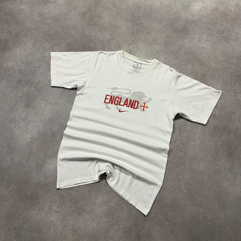 Nike Vintage Nike England Center Swoosh T-Shirt Retro Y2K 00s Size US M / EU 48-50 / 2 - 2 Thumbnail
