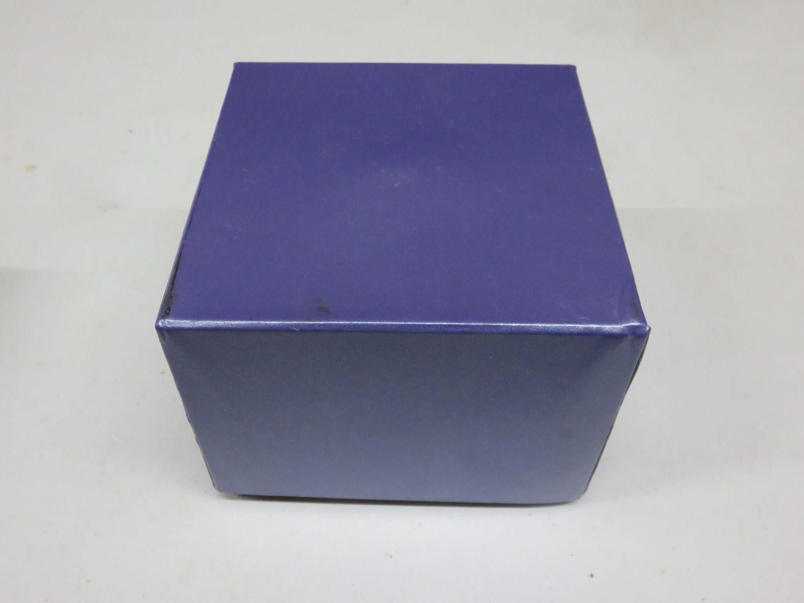 The Unbranded Brand Paperweight Green and Clear Glass Tabletop 3 2/3"- Boxed Size ONE SIZE - 5 Thumbnail