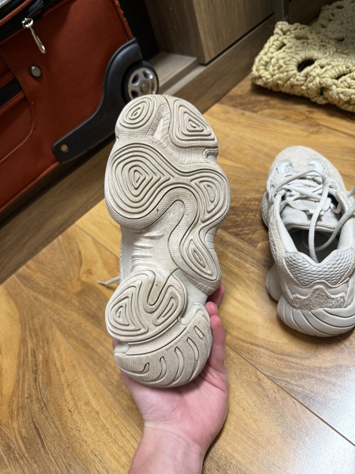 Adidas adidas Yeezy 500 Blush Size US 6.5 / EU 39-40 - 7 Thumbnail