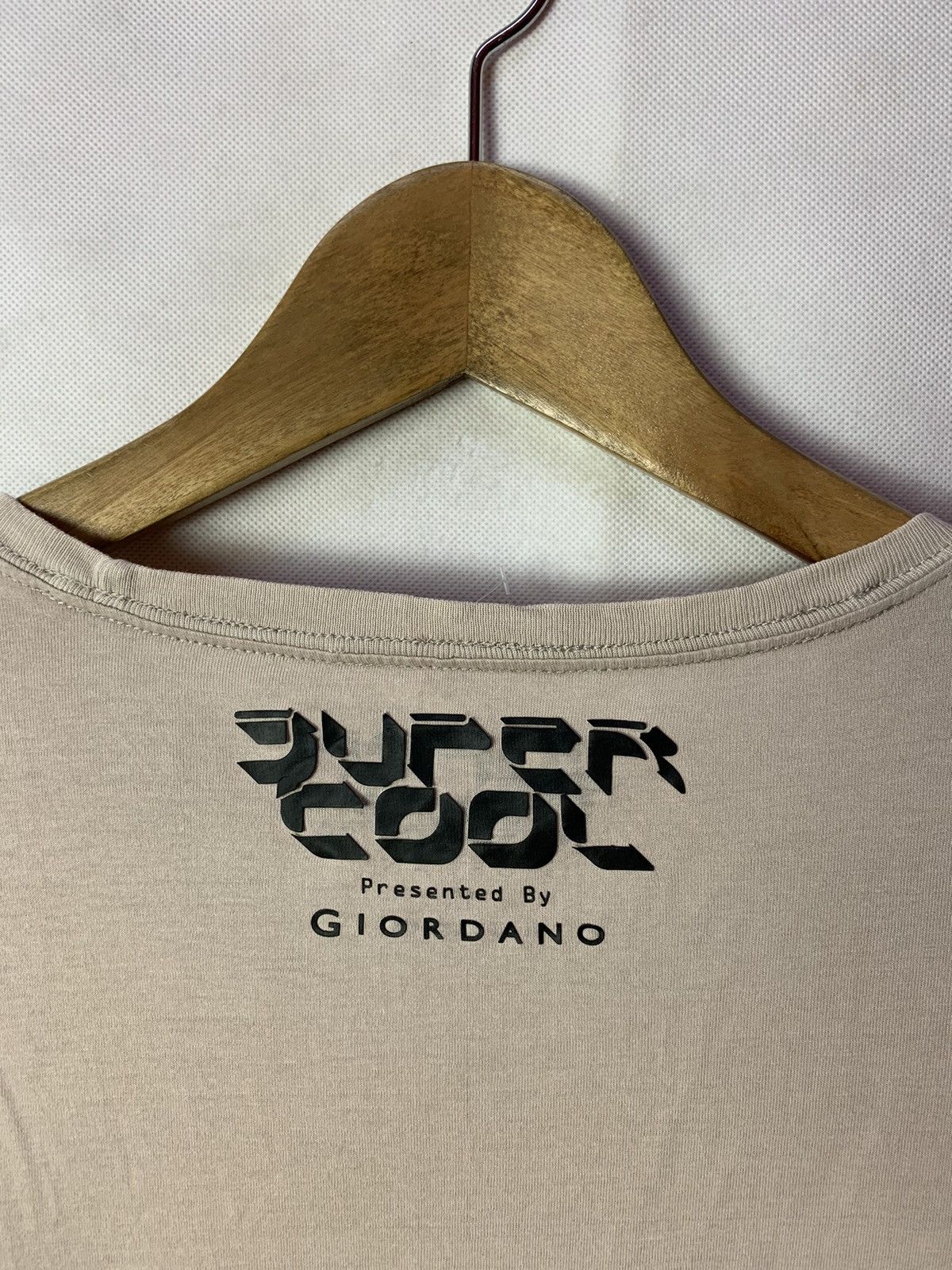 Giordano 🔥Giordano Super Cool Artist Potrait Tee Big Print Size US M / EU 48-50 / 2 - 5 Thumbnail