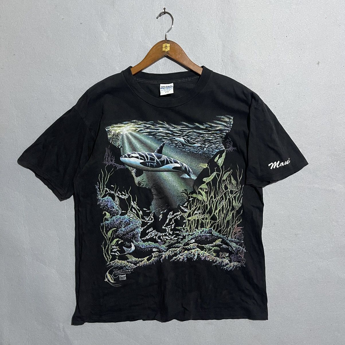 Vintage Vintage 1994 Gardiver Shark & Reef Ocean Graphic T-Shirt Size US XL / EU 56 / 4 - 1 Thumbnail