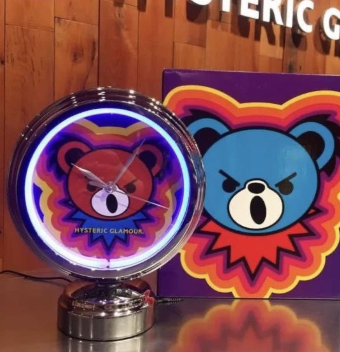 Hysteric Glamour × Japanese Brand × Vintage 🔥 Hysteric Glamour Bear neon Light Table Clock Size ONE SIZE - 1 Thumbnail