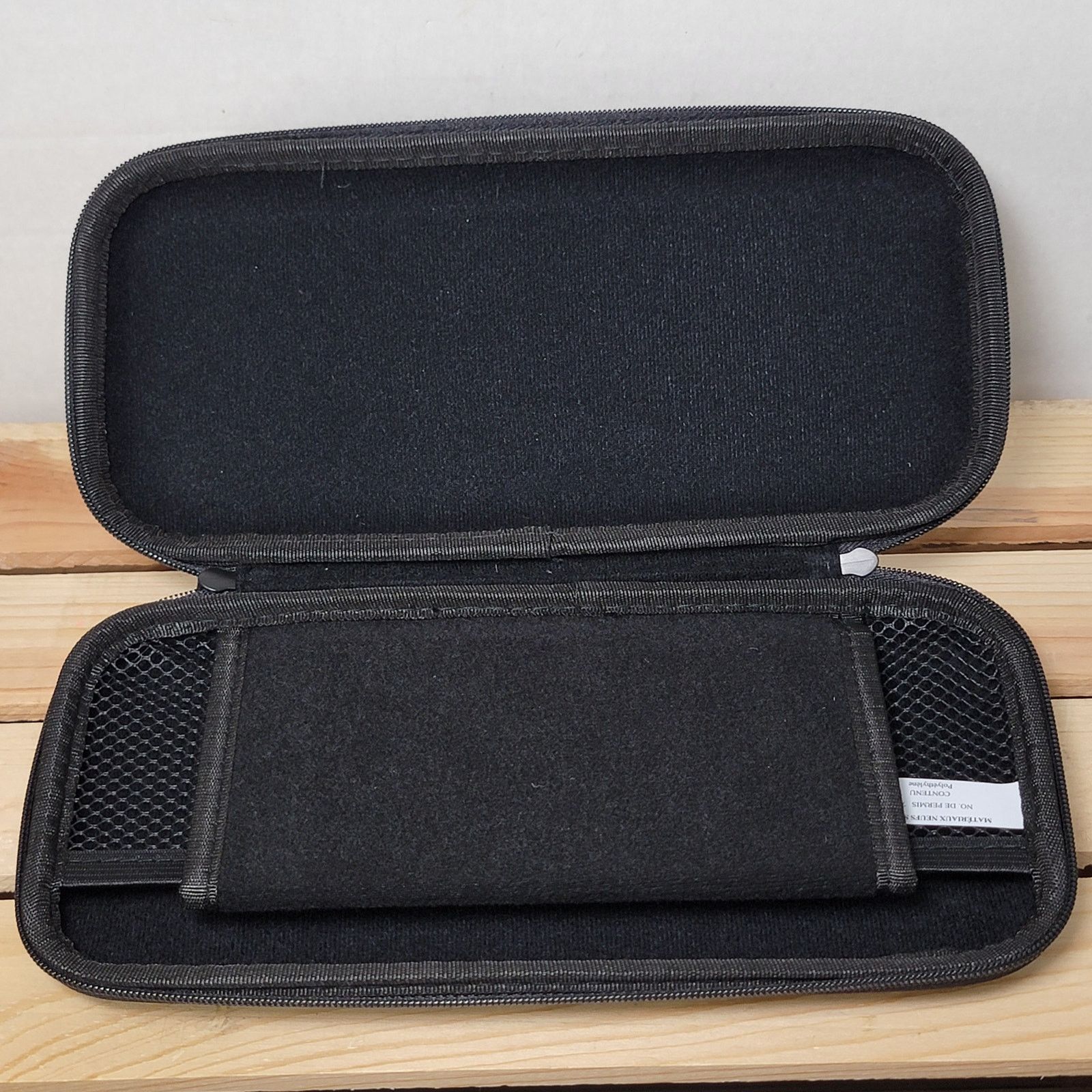 Other Amazon Basics Solid Black Nintendo Switch Zipper Case Size ONE SIZE - 5 Thumbnail