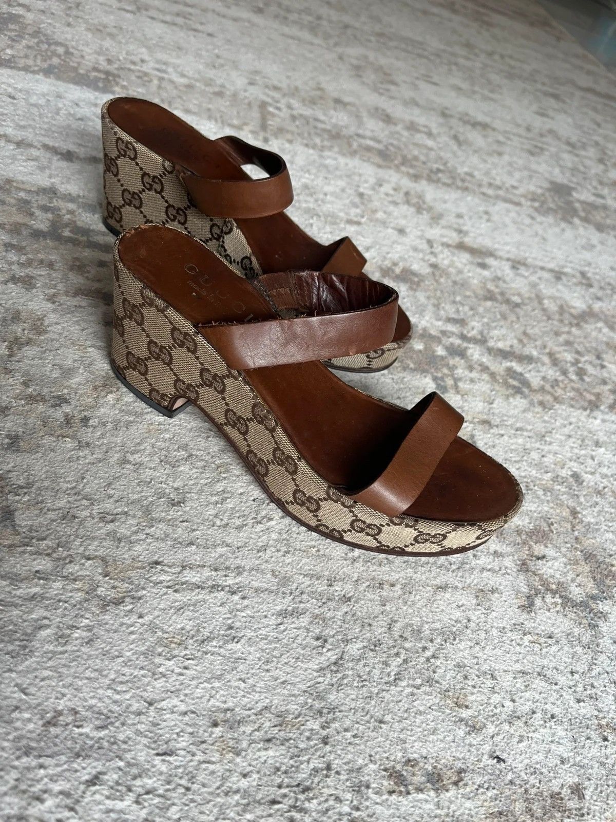 Gucci Gucci Sandals Sz US 5.5 EUR 35.5 2000s Monogram Leather Size US 5.5 / IT 35.5 - 1 Thumbnail