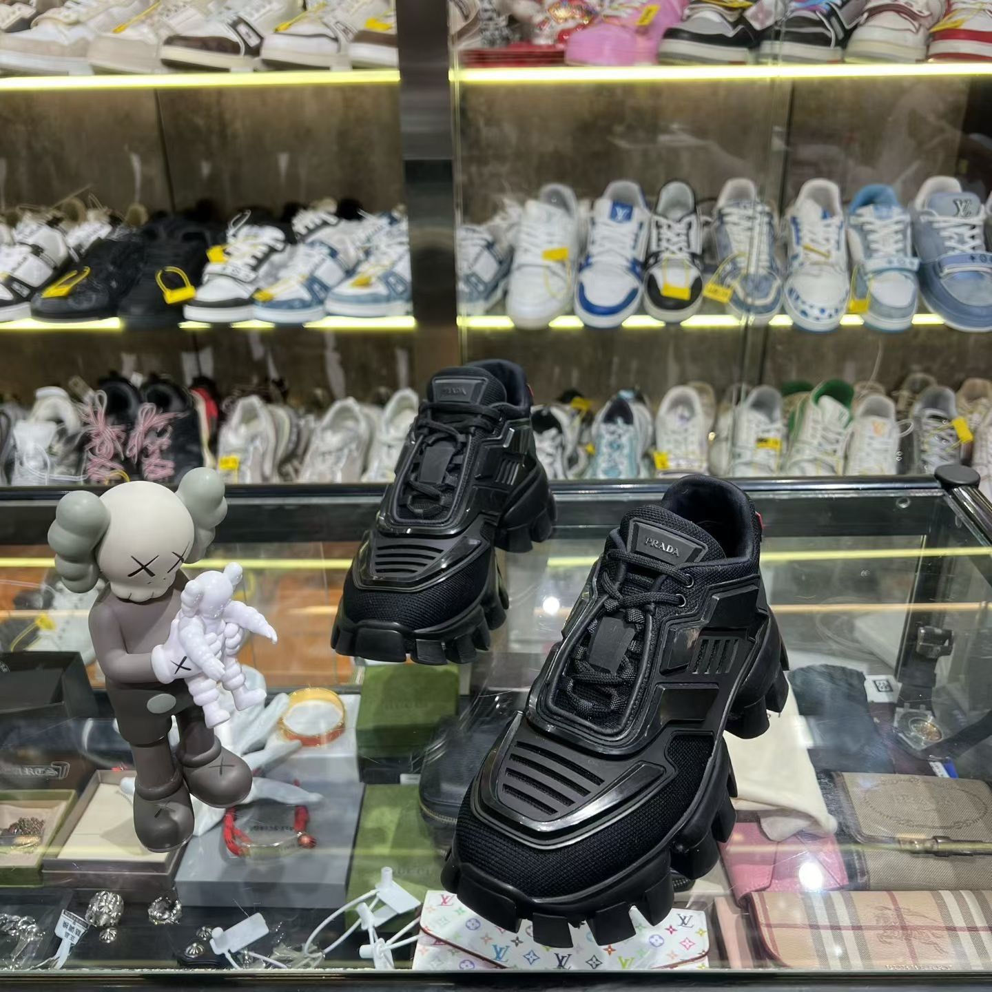 Prada Prada Black Lowtop Sneakers us_7 Women Size US 7 / IT 37 - 1 Thumbnail