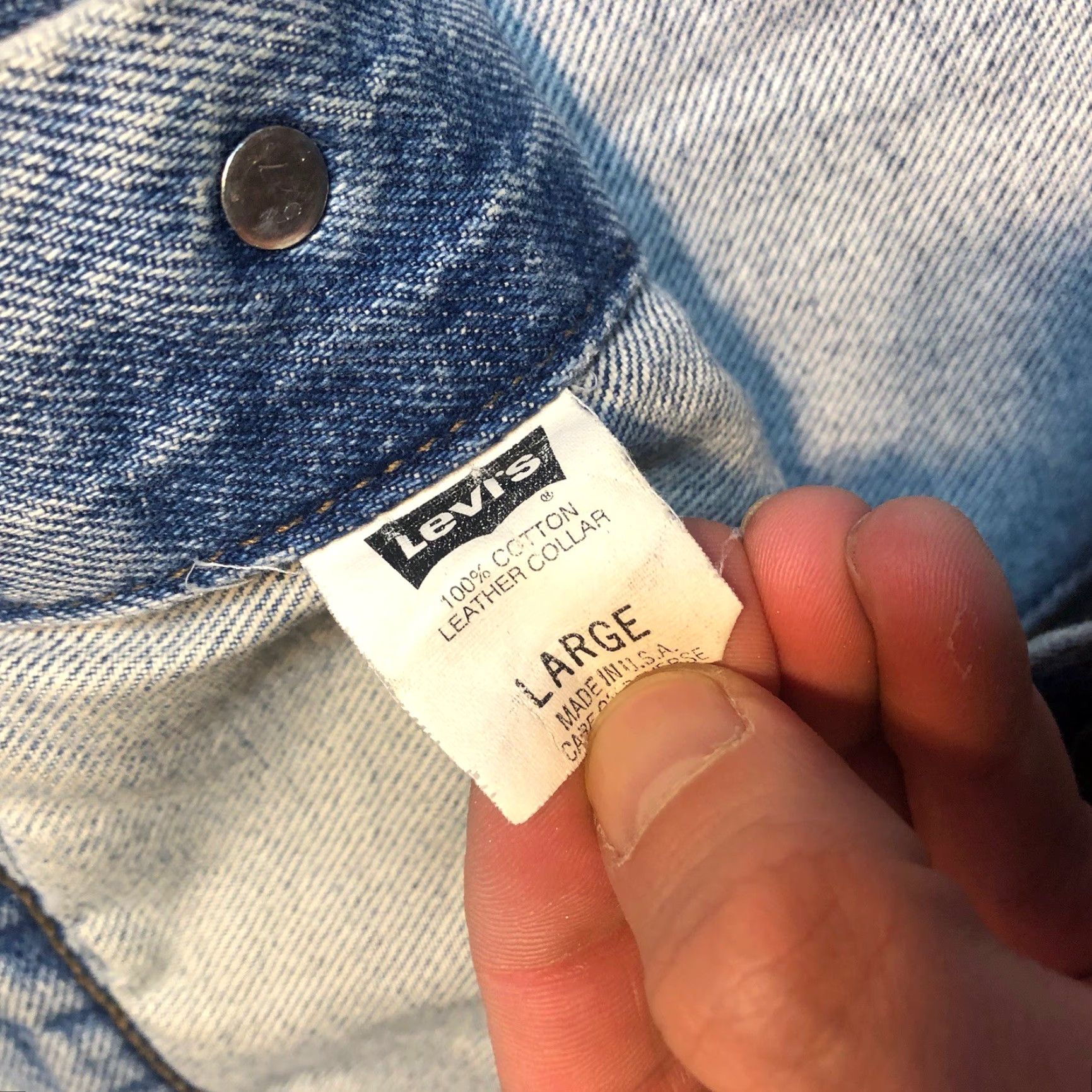 Levi's VINTAGE Levi's Denim Jacket Western USA Distressed Light Blue L Men Collared 80s 90s Style Jacket Size US L / EU 52-54 / 3 - 5 Thumbnail