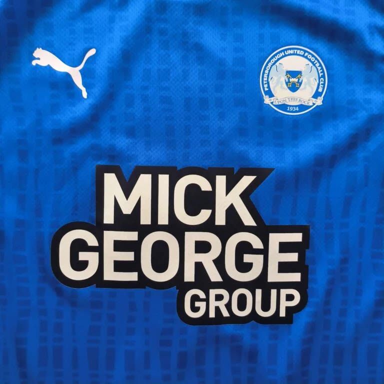 Puma Peterborough United 2022-23 home #2 football jersey size M Size US M / EU 48-50 / 2 - 5 Thumbnail