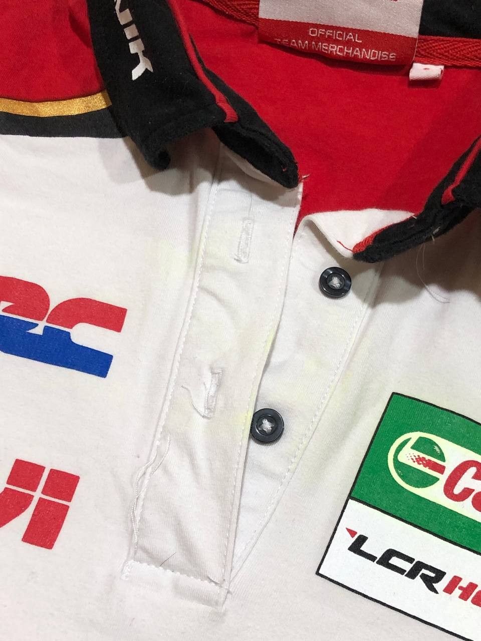 Honda Y2K Polo Honda logo castrol T-shirt Vintage LCR team Size US S / EU 44-46 / 1 - 13 Thumbnail