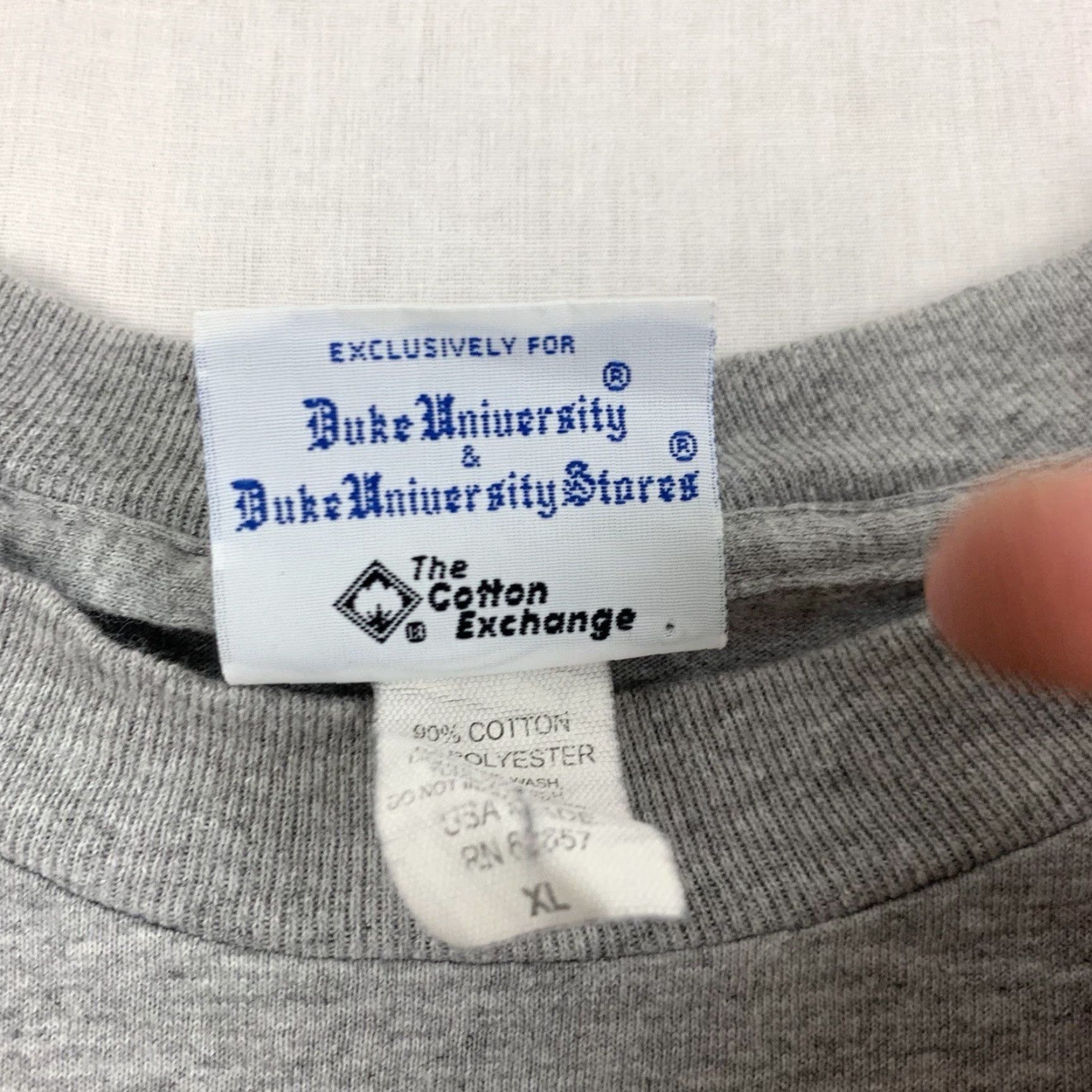 Vintage VINTAGE Duke Shirt Adult XL Gray Logo 90s College Mens T-Shirt XL Gray Duke University Sports Size US XL / EU 56 / 4 - 4 Thumbnail