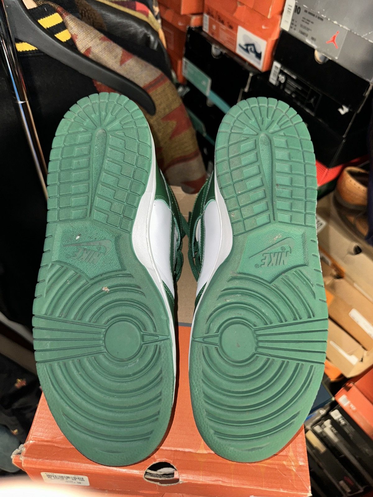 Nike Vintage Nike Dunk High 2003 Celtic Green (Michigan Spartans) Size US 10 / EU 43 - 7 Thumbnail