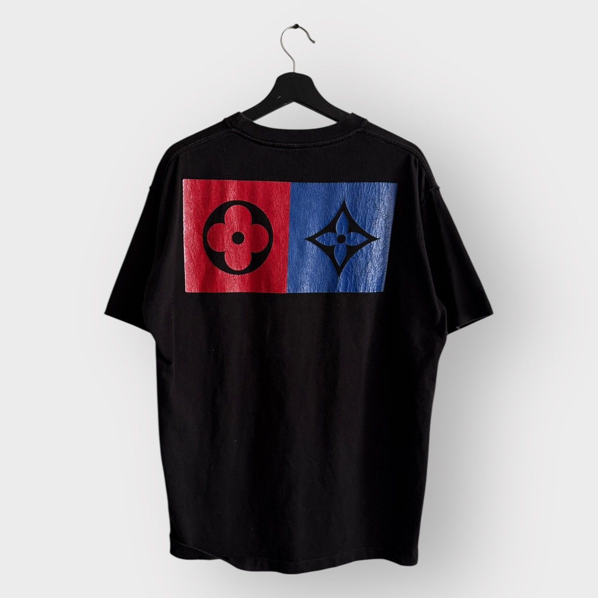 Louis Vuitton STEAL! 2019 Louis Vuitton Barcode Tee (XL) Size US XL / EU 56 / 4 - 2 Thumbnail