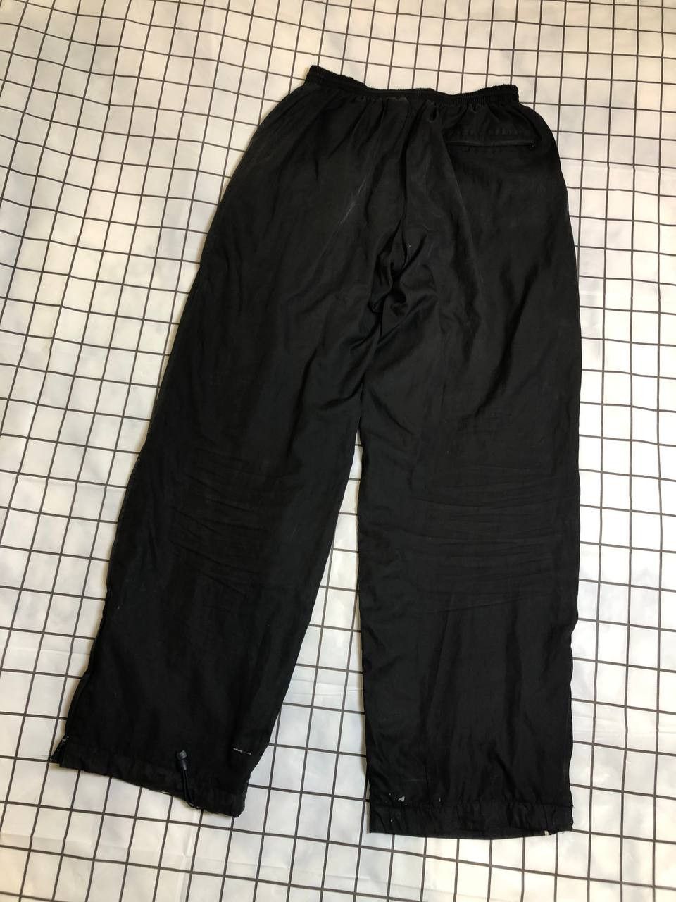 Nike Vintage Nike Track Pants 00s Nylon Swoosh Y2K Size US 32 / EU 48 - 22 Thumbnail