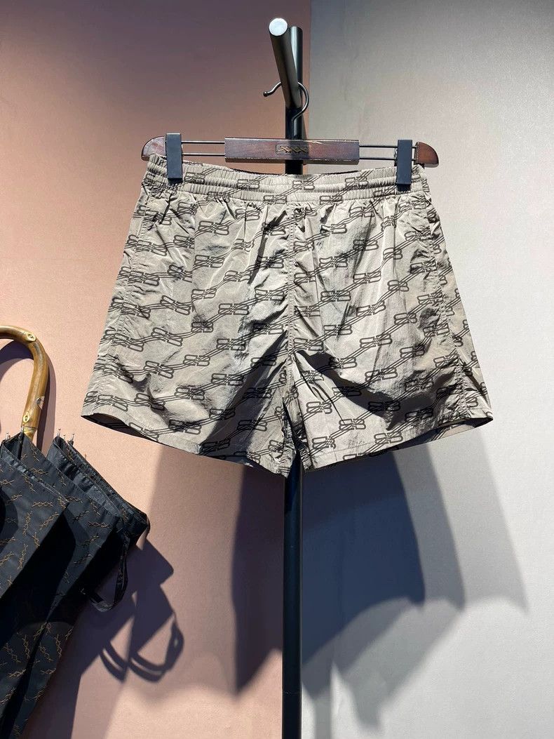 Balenciaga Balenciaga size S Khaki presbyopic shorts Size US 27 - 1 Thumbnail