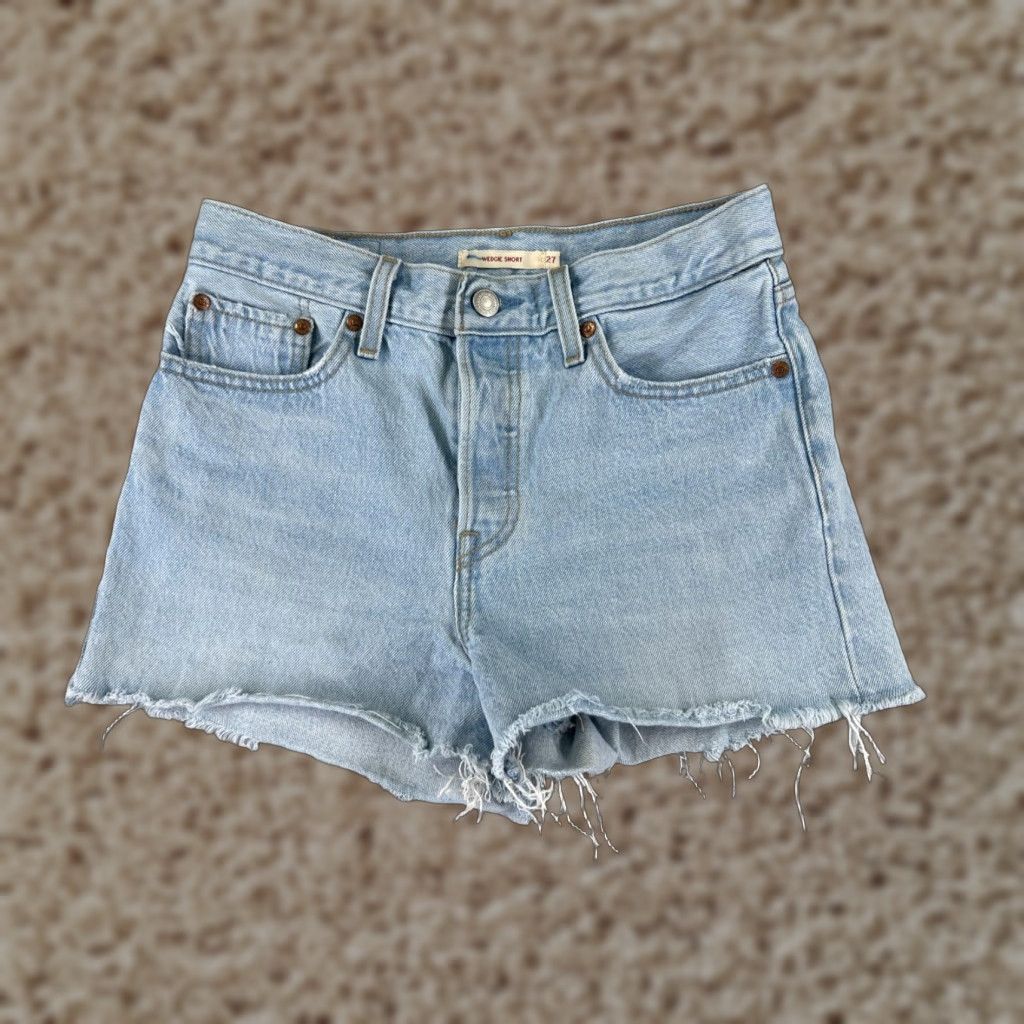 Levi's VINTAGE Levi's Shorts Womens 27 Cotton Denim Cutoff Light Wash 90s Casual Girls Size 27" / US 4 / IT 40 - 1 Thumbnail