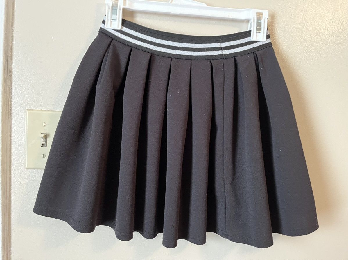 Other Paperoc Skirt Black Skirt With White Stripped Small Size 26" / US 2 / IT 38 - 2 Thumbnail