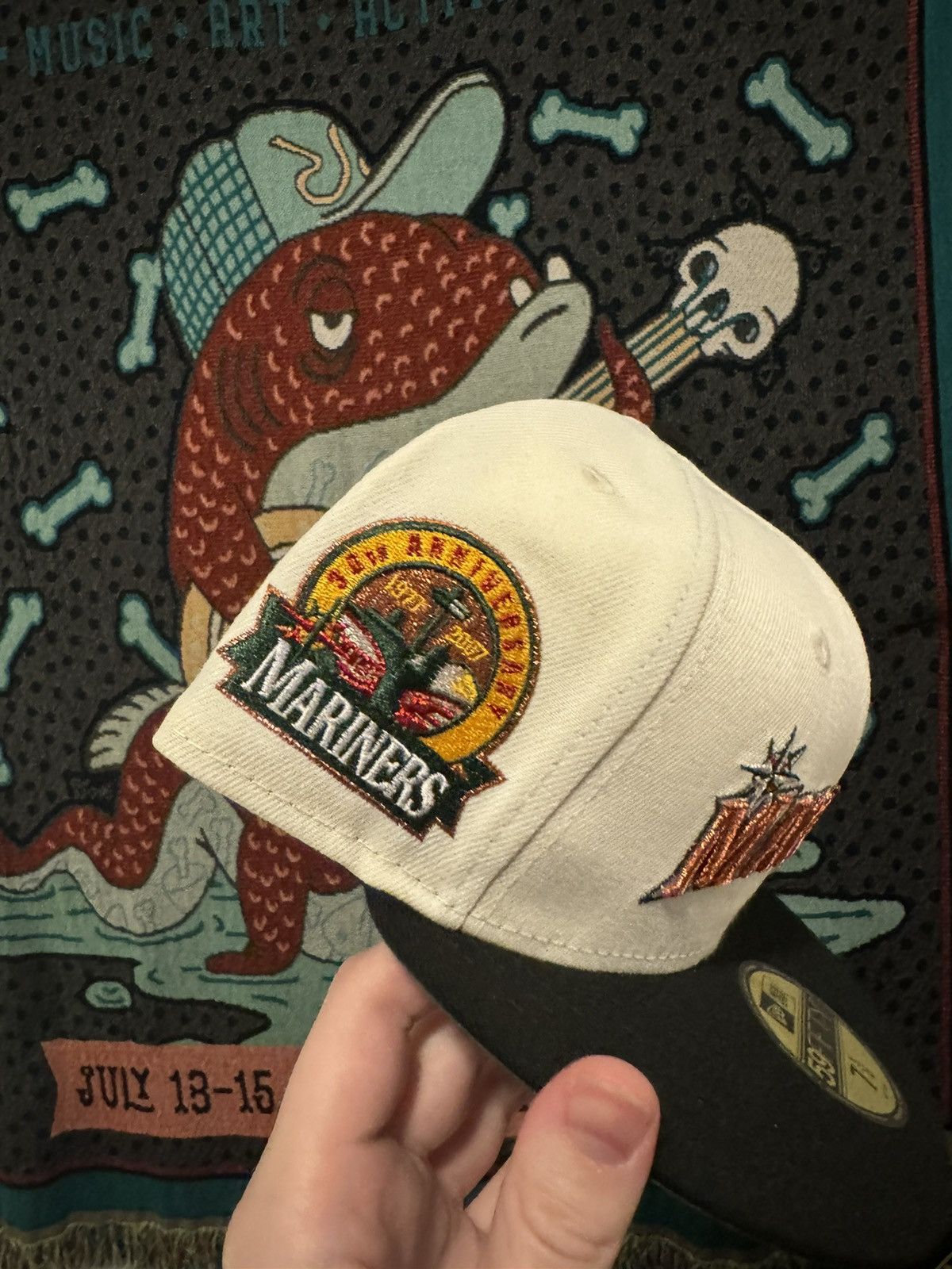 New Era Seattle Mariners 7 3/4 Hat Dreams Metallic Script Size ONE SIZE - 3 Thumbnail