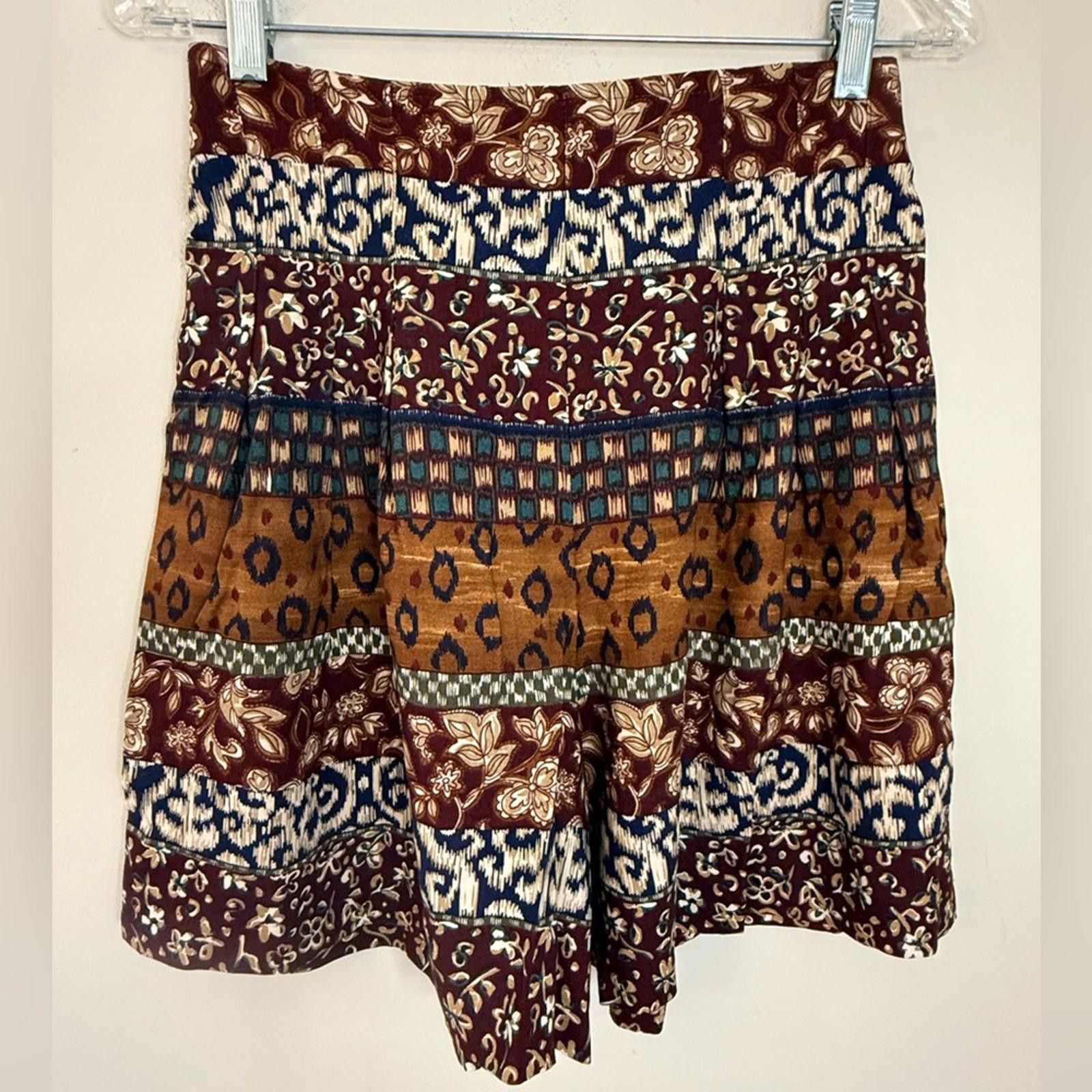 Other Byer California patchwork multi print blue brown shorts SZ M Size 32" / US 10 / IT 46 - 1 Thumbnail