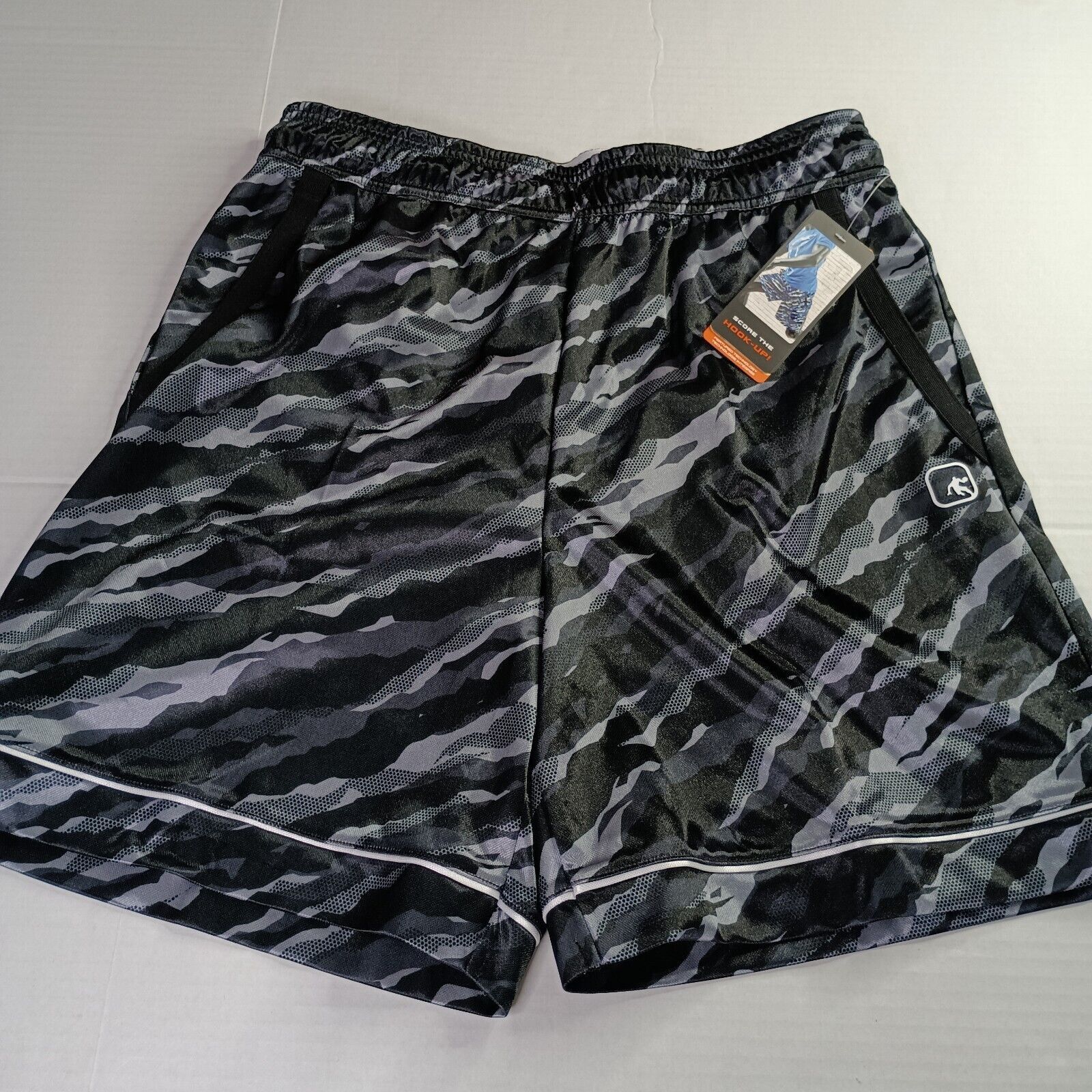 & Other Stories 2 AND1 Offense Athletic Shorts Men’s M Red Gray Black 8" Ins Size US 32 / EU 48 - 2 Thumbnail