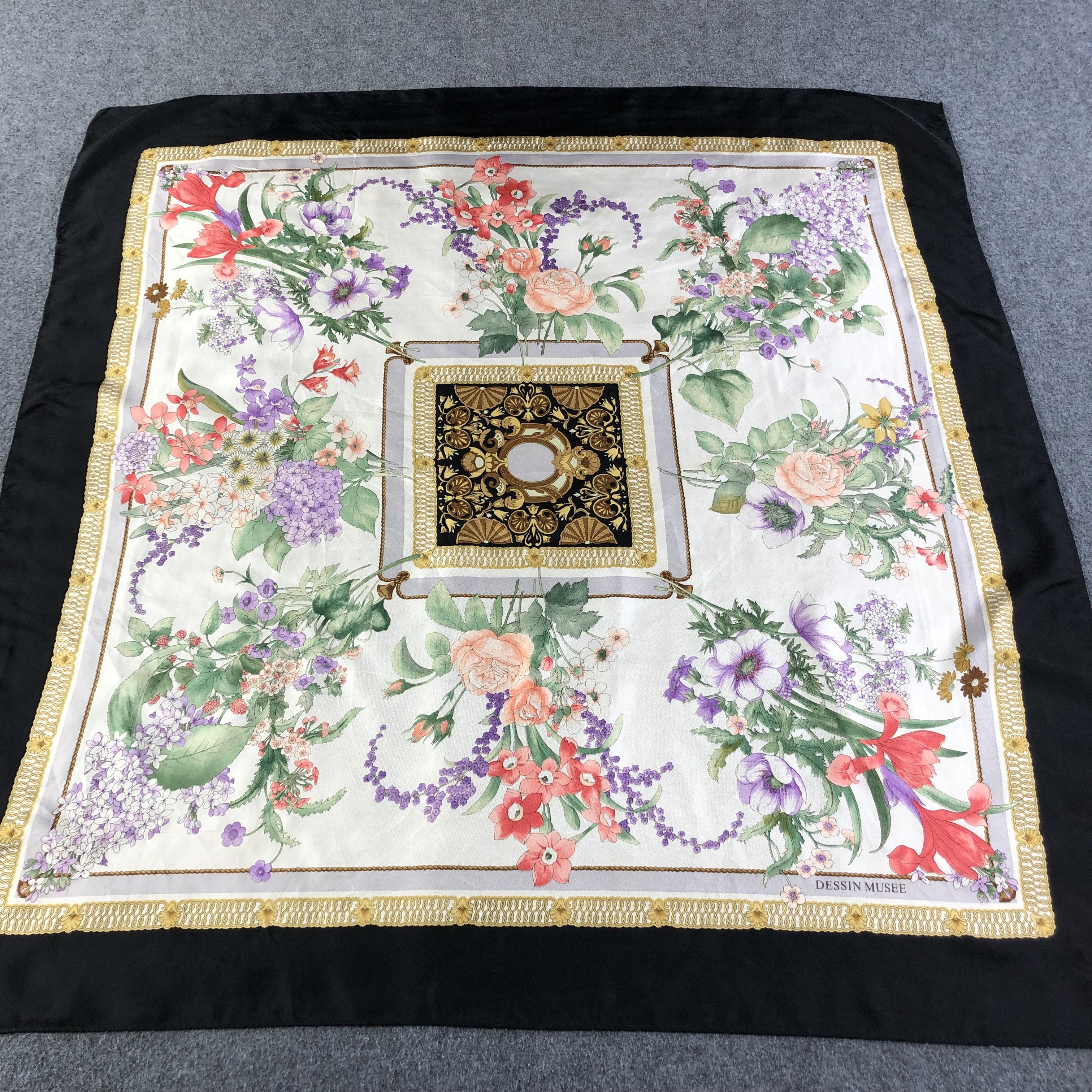 Japanese Brand Dessin Musee Luxury Floral Silk Scarf M598 Size ONE SIZE - 1 Thumbnail