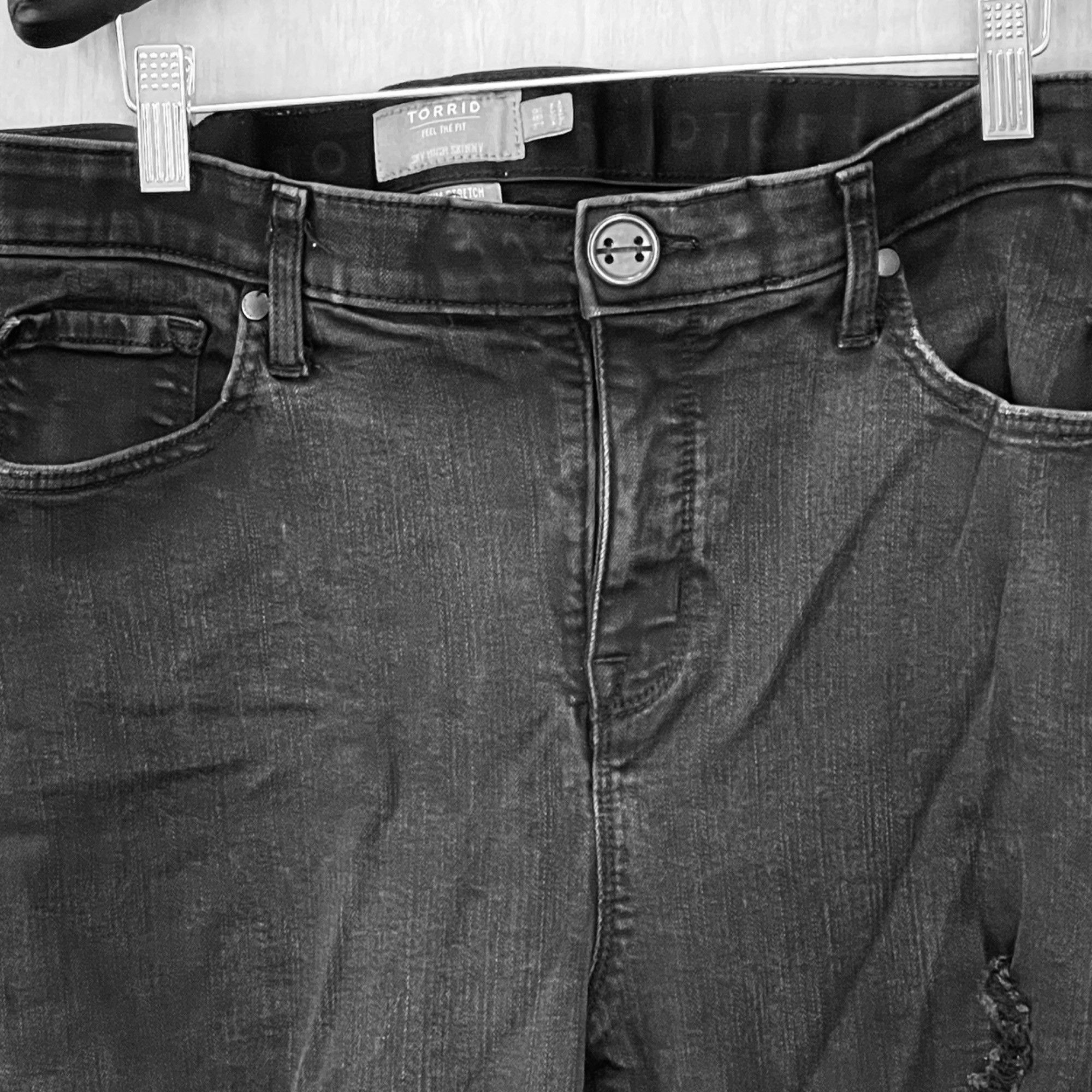 Torrid Women's Torrid Denim Jeans Stretch Distressed Ripped Size 18 Size 38" / US 16 / IT 52 - 4 Thumbnail