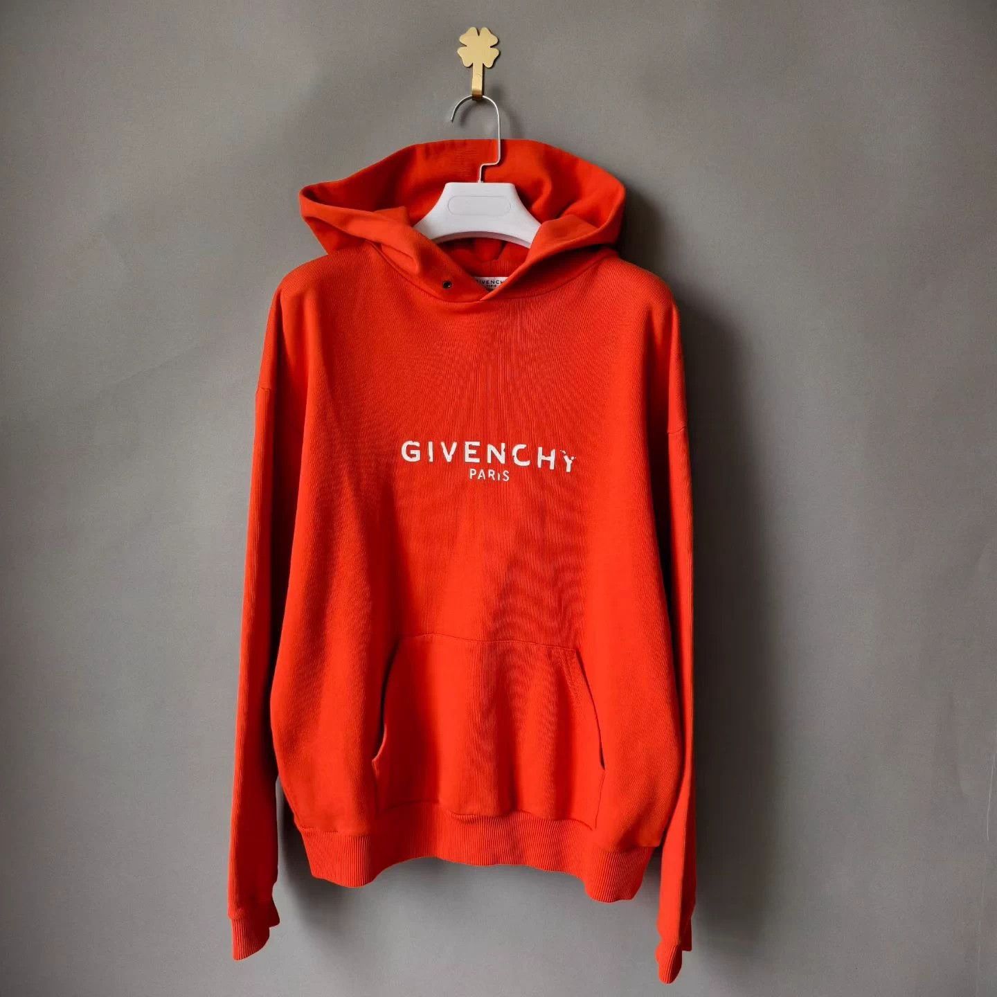Givenchy Givenchy New Red Destroyed Logo Women's Hoodie M Size M / US 6-8 / IT 42-44 - 1 Thumbnail