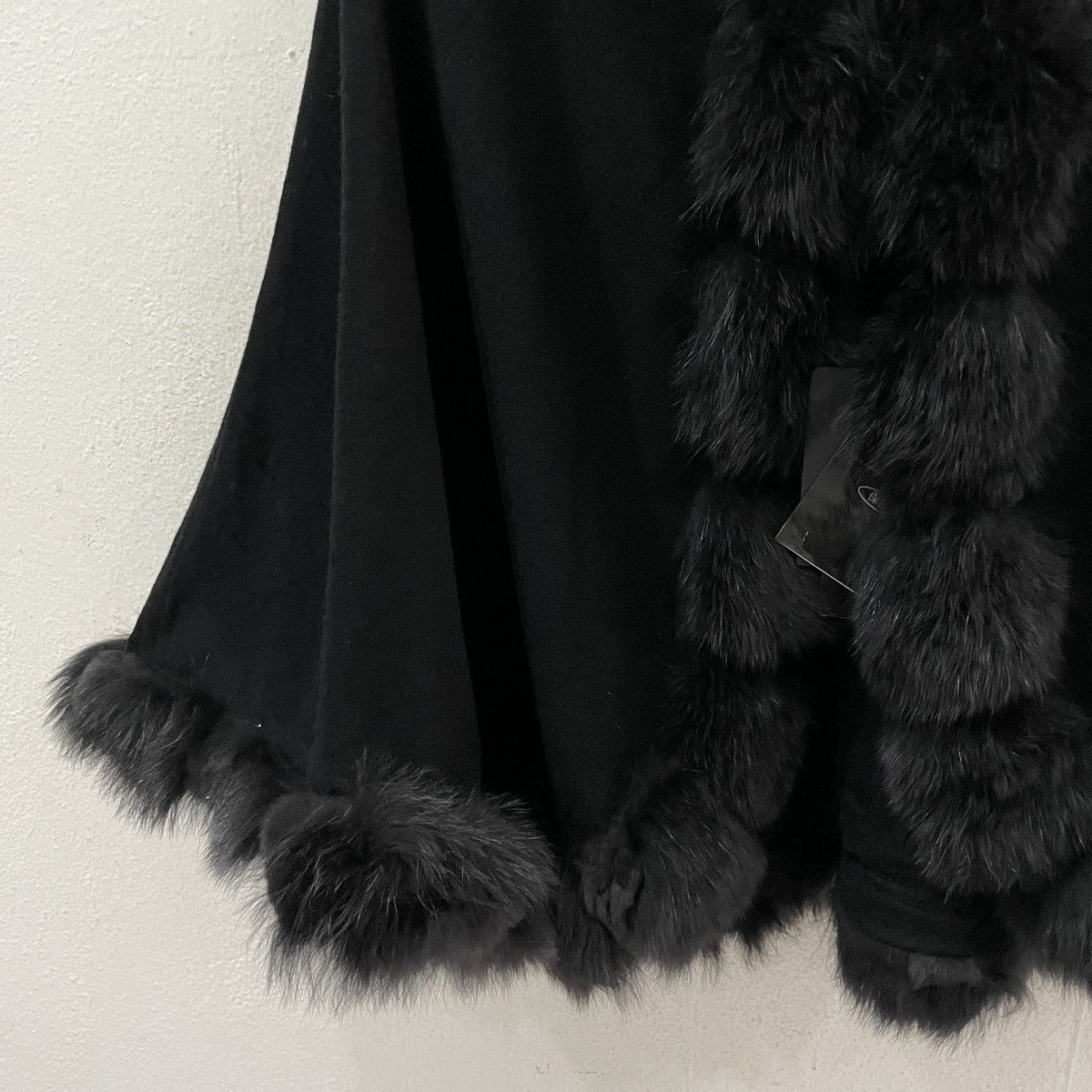 Sagafurs Vintage Sagafurs Ponchos Size US M / EU 48-50 / 2 - 4 Thumbnail