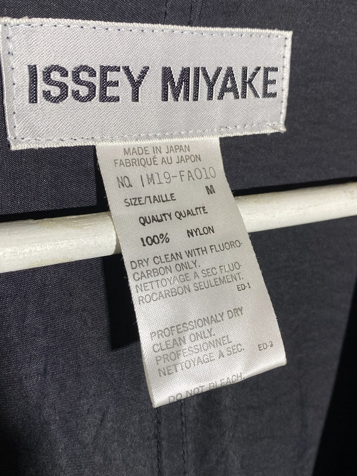 Issey Miyake Issey Miyake Black Asymmetrical Zipper Jacket Size US M / EU 48-50 / 2 - 15 Thumbnail
