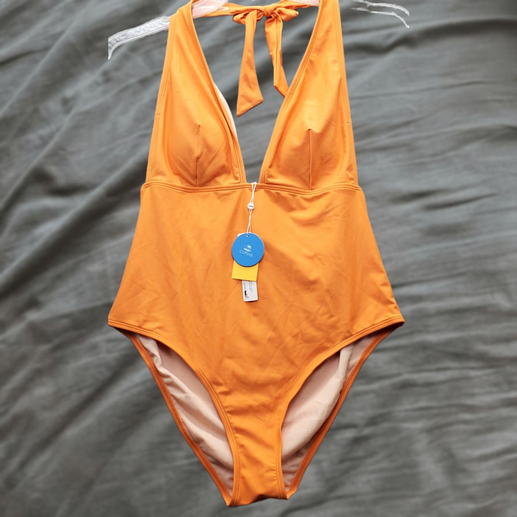 Vintage Cupshe Womens L Orange One Piece Halter Backless Tummy Control Swimsuit Size ONE SIZE - 1 Thumbnail