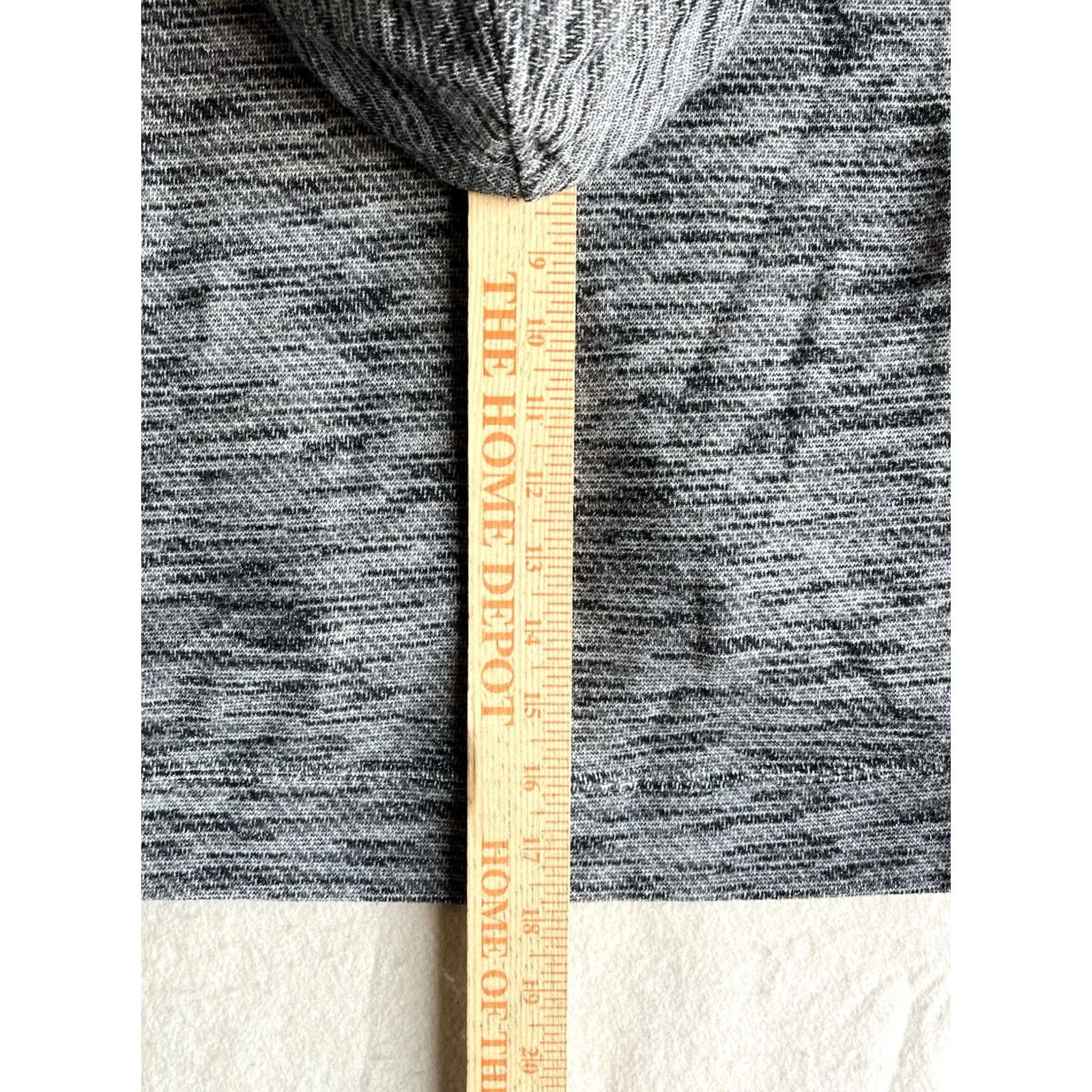 Anthropologie Anthropologie Hoodie Women Crop Sweatshirt Gray Medium Long Sleeve Pullover Knit Cotton Blend Lightweight Athleisure Urban Activewear Size M / US 6-8 / IT 42-44 - 4 Thumbnail