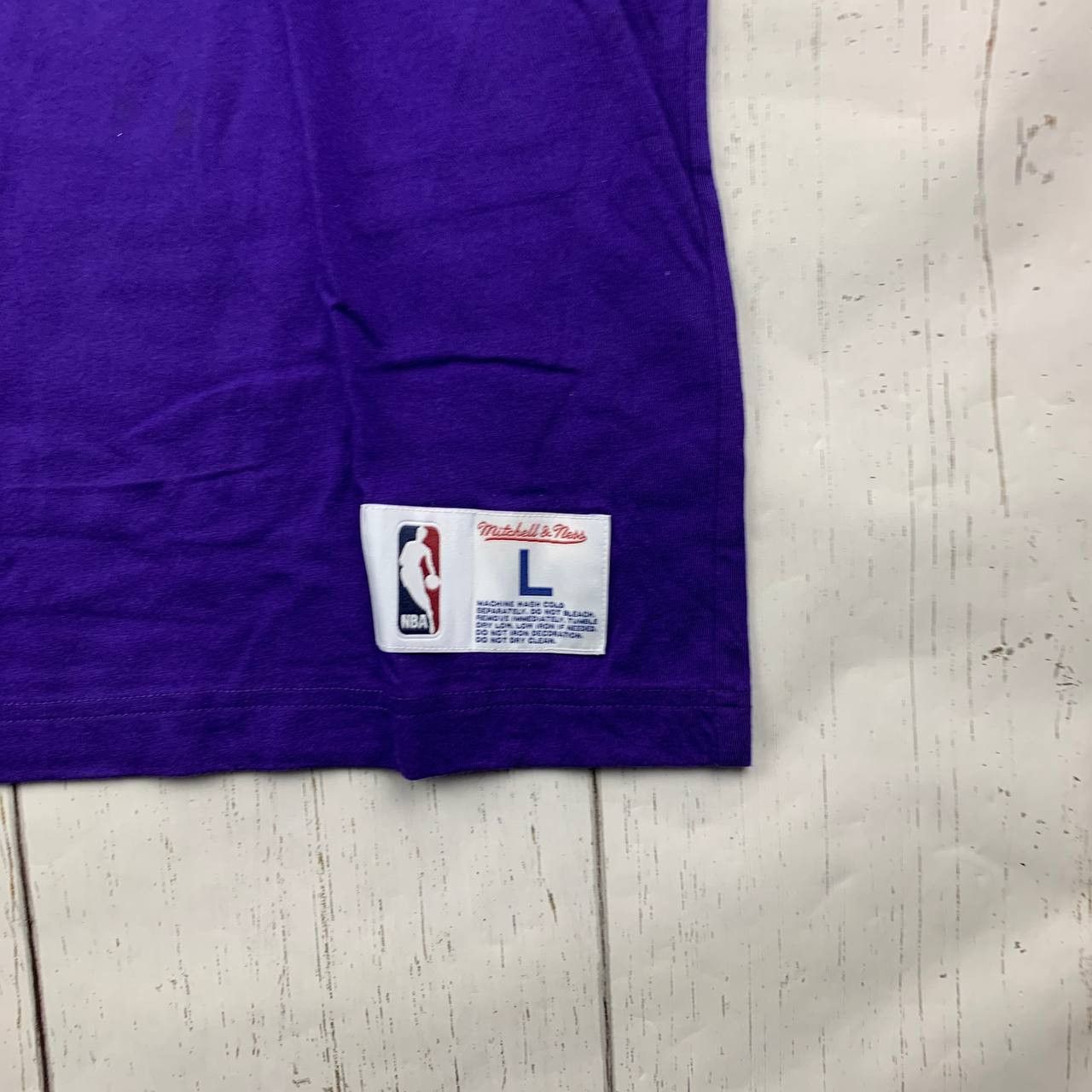 Mitchell & Ness Charlotte Hornets Large Mitchell & Ness Sleeveless Shirt Men Size US L / EU 52-54 / 3 - 4 Thumbnail