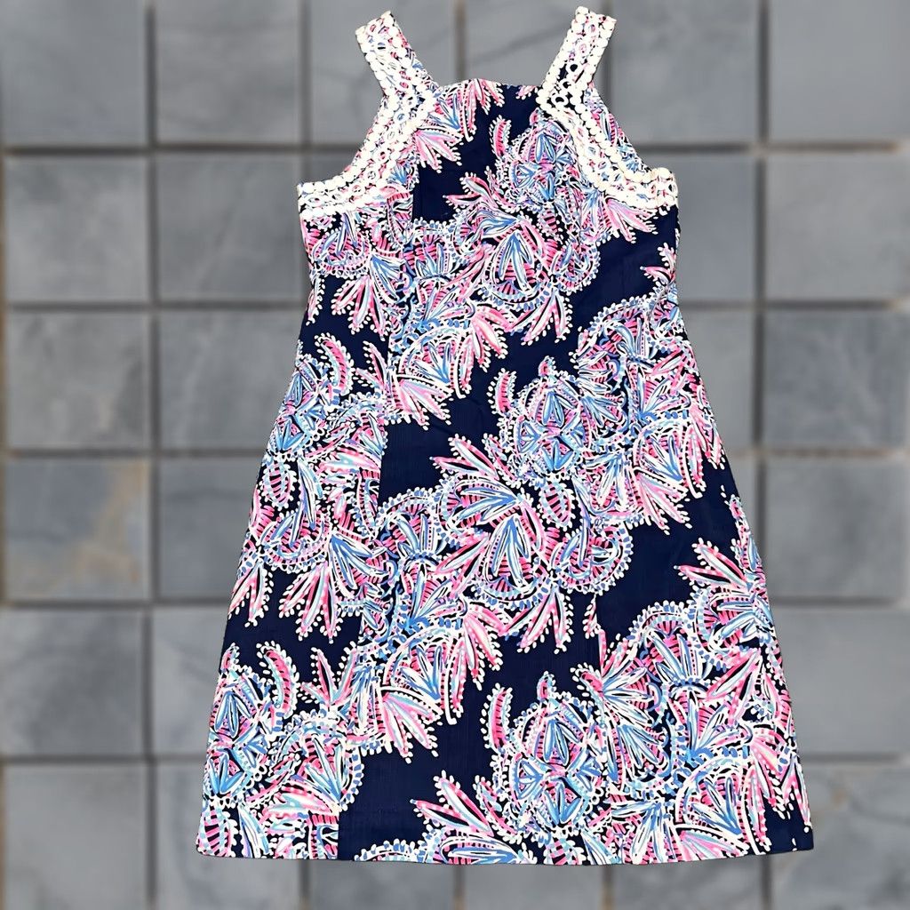 Lilly Pulitzer Lilly Pulitzer Dress Womens 6 Makayla Shift Lace Floral Short Blue Dress Mens? Size M / US 6-8 / IT 42-44 - 1 Thumbnail