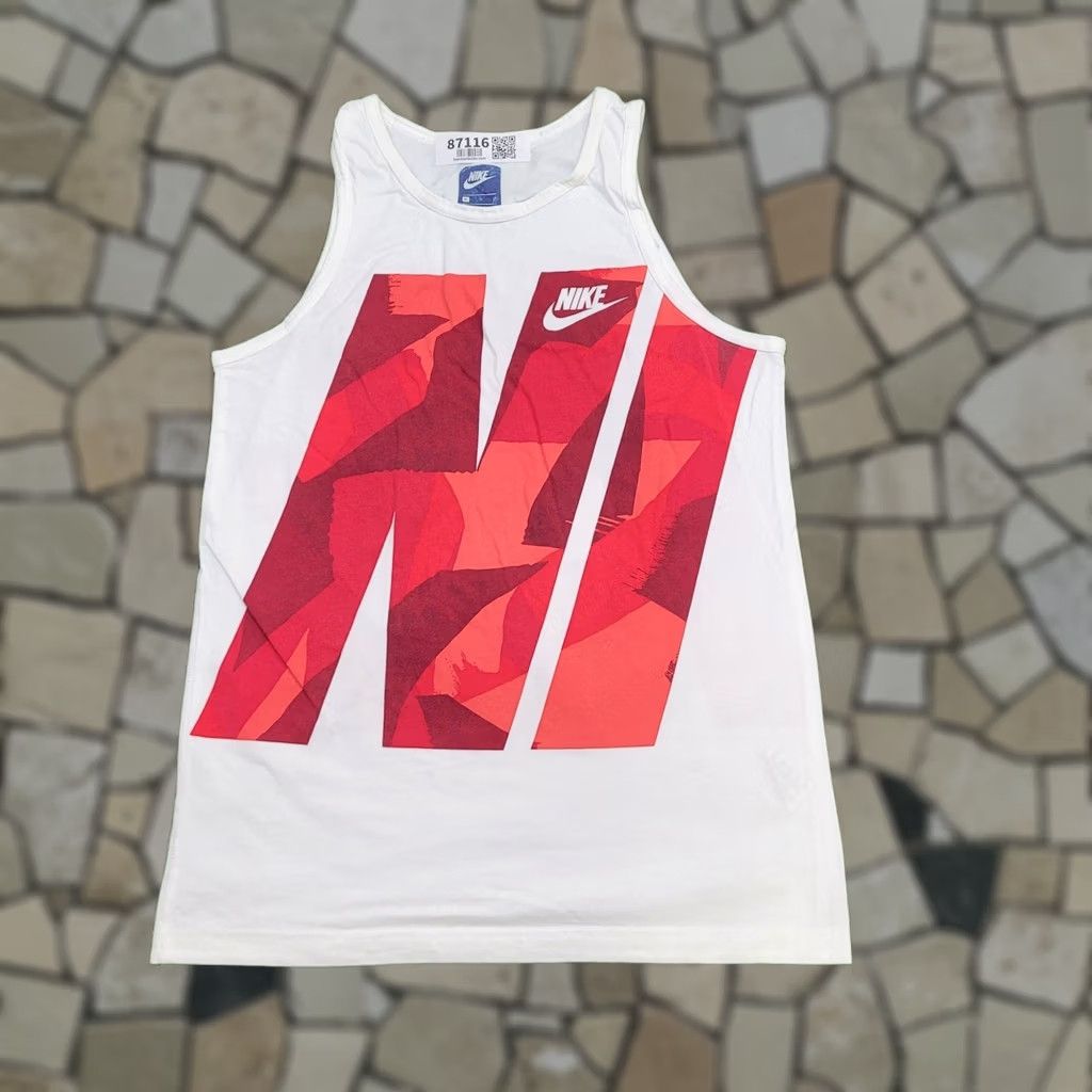 Nike NIKE Swoosh Tank-Top Teens XL White Spellout Size US XL / EU 56 / 4 - 1 Thumbnail