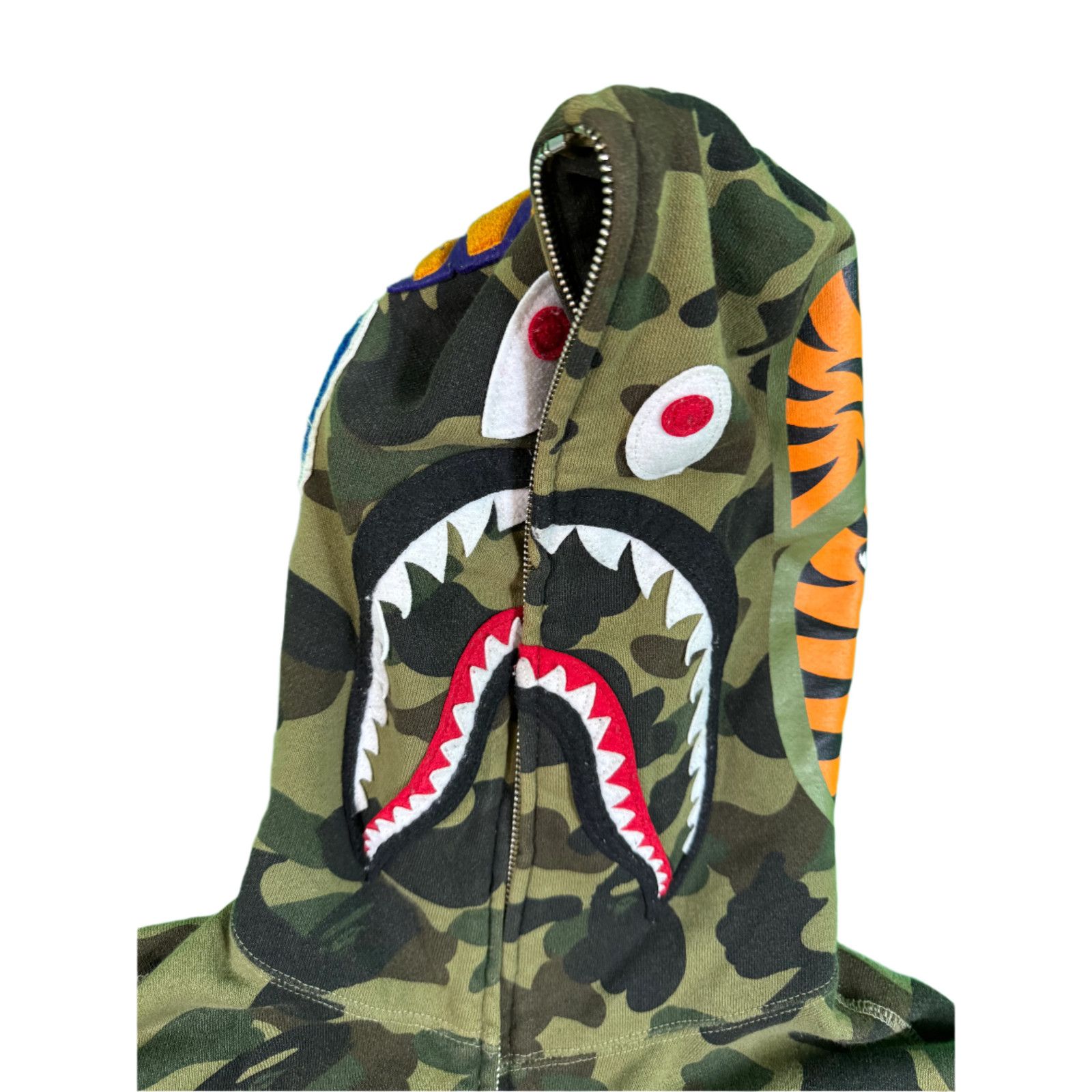 Bape BAPE Green Camo Shark Zip Up Hoodie Size US M / EU 48-50 / 2 - 3 Thumbnail