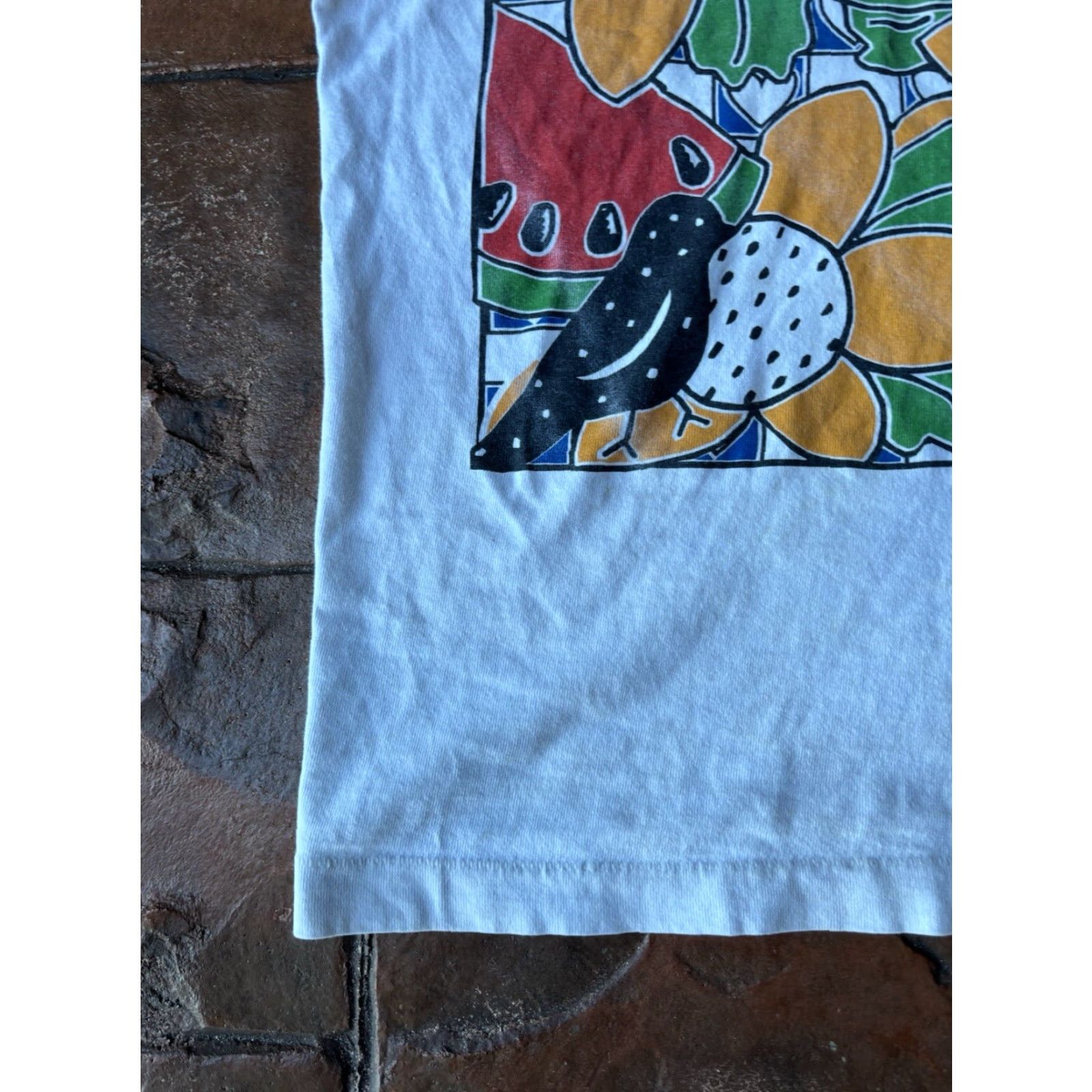 Fruit Of The Loom VINTAGE 90s Watermelon Floral Bird Art T-Shirt Small USA Men's/Unisex Shirts Size US S / EU 44-46 / 1 - 6 Thumbnail